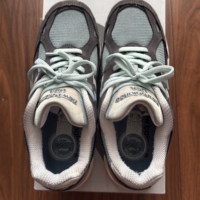 KITH × New Balance 990V3 "Steel Blue"