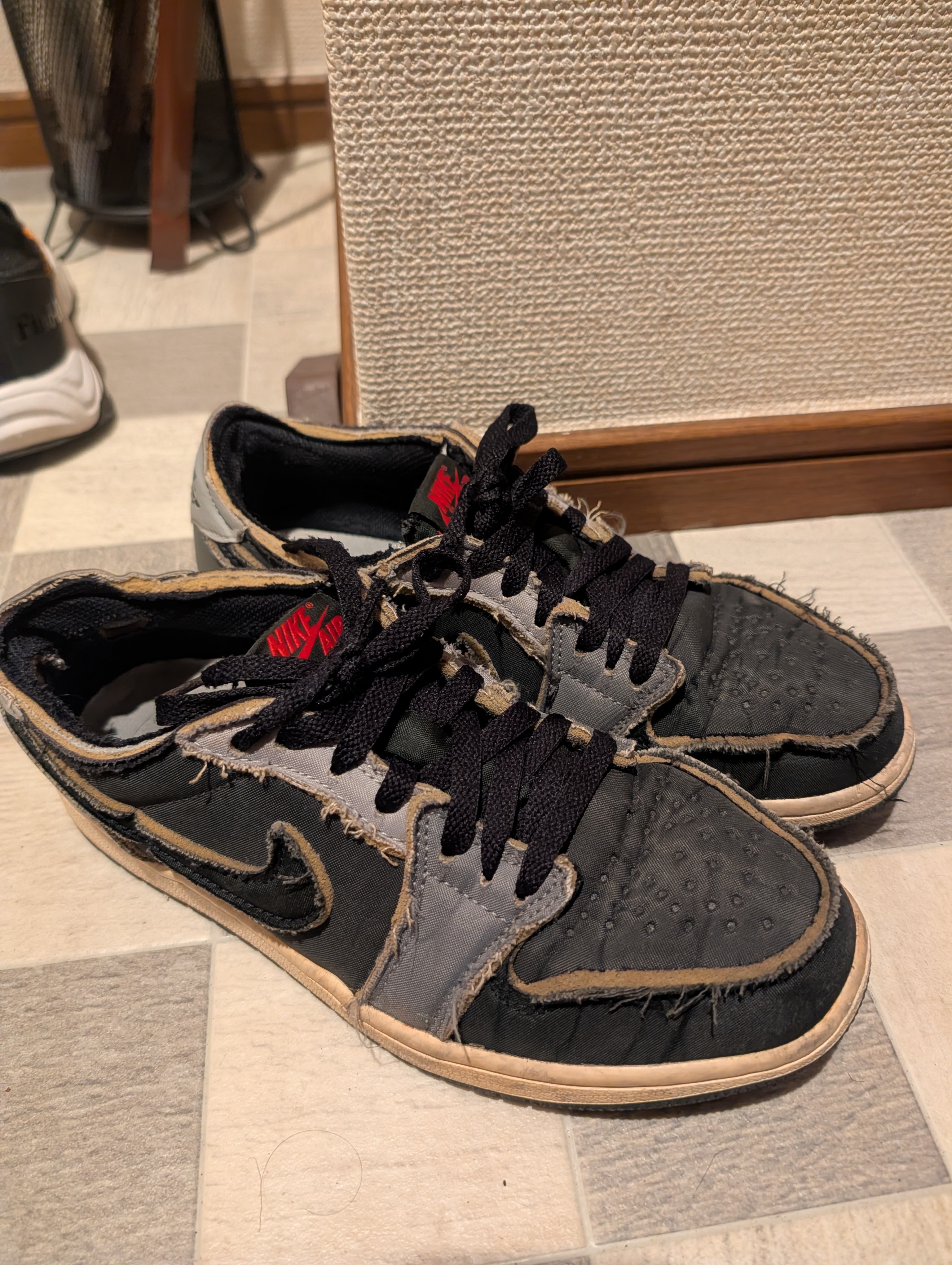 Nike Air Jordan 1 Low OG EX "Black and Smoke Grey"