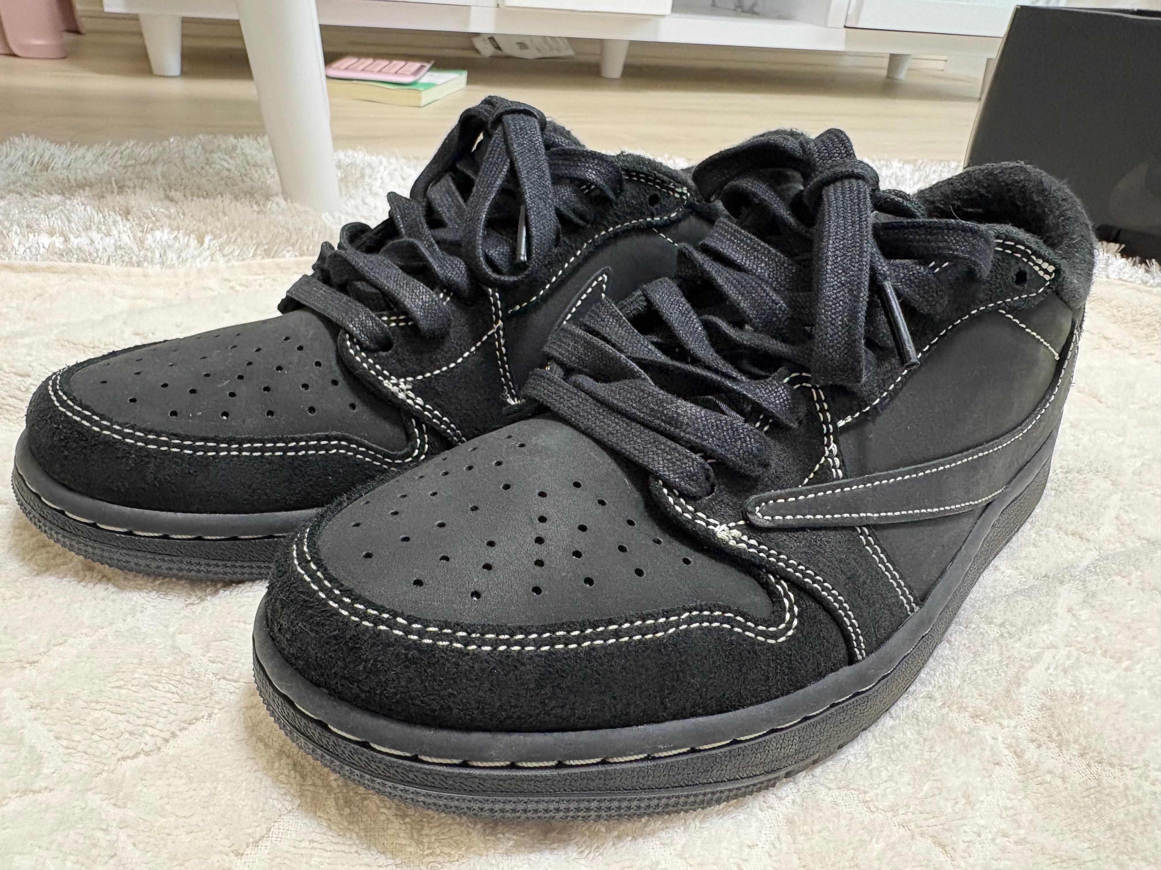 Travis Scott × Nike Air Jordan 1 Low OG SP "Black Phantom"