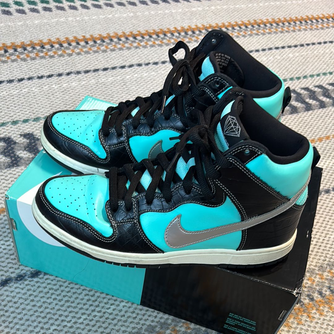 Diamond Supply × Nike SB Dunk High "Tiffany"