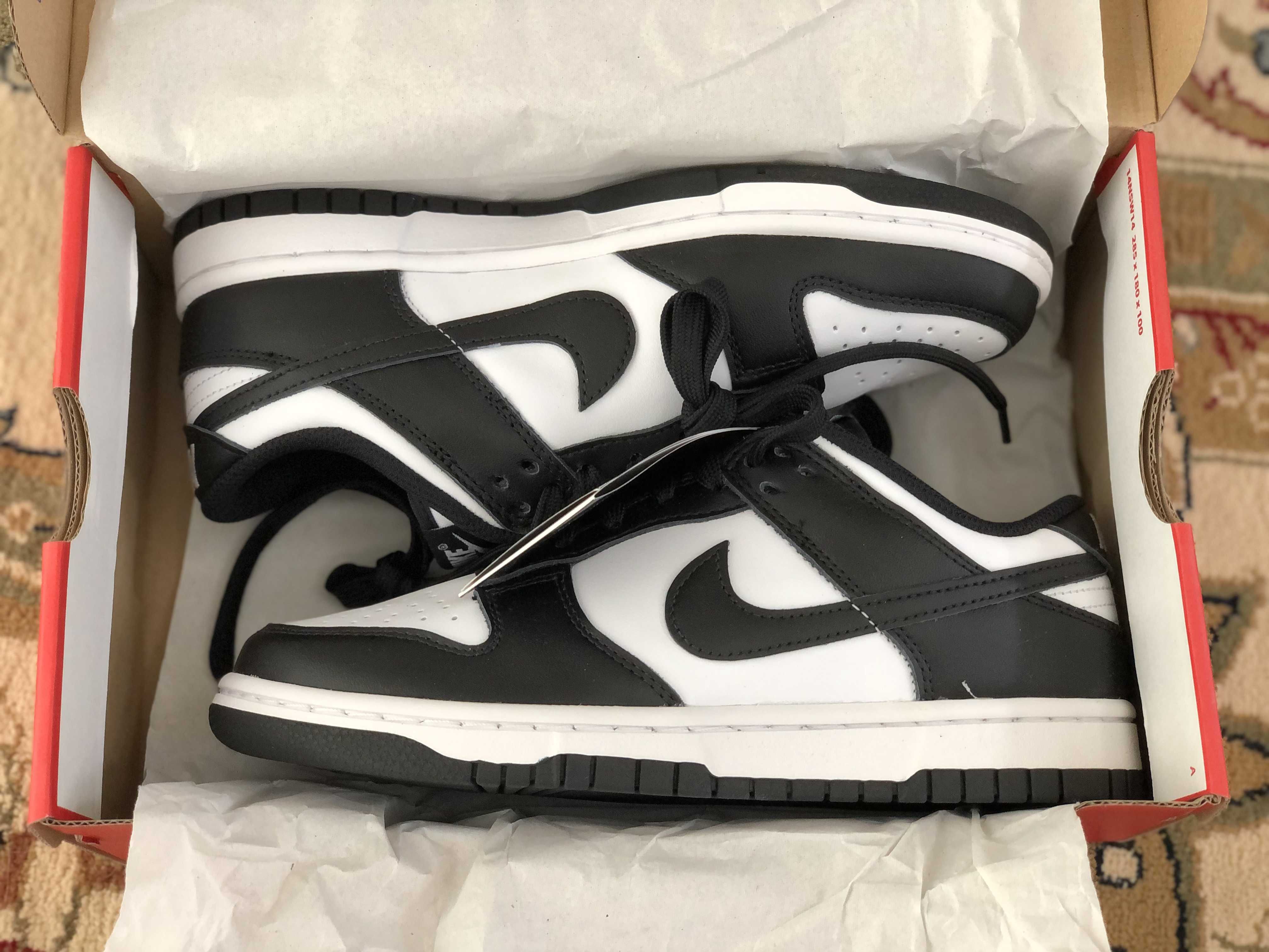 Nike Women's Dunk Low "White/Black"