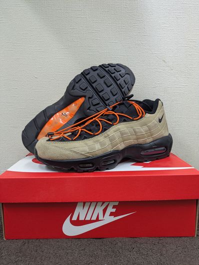 Nike Air Max 95 "Khaki/Black-Total Orange"
