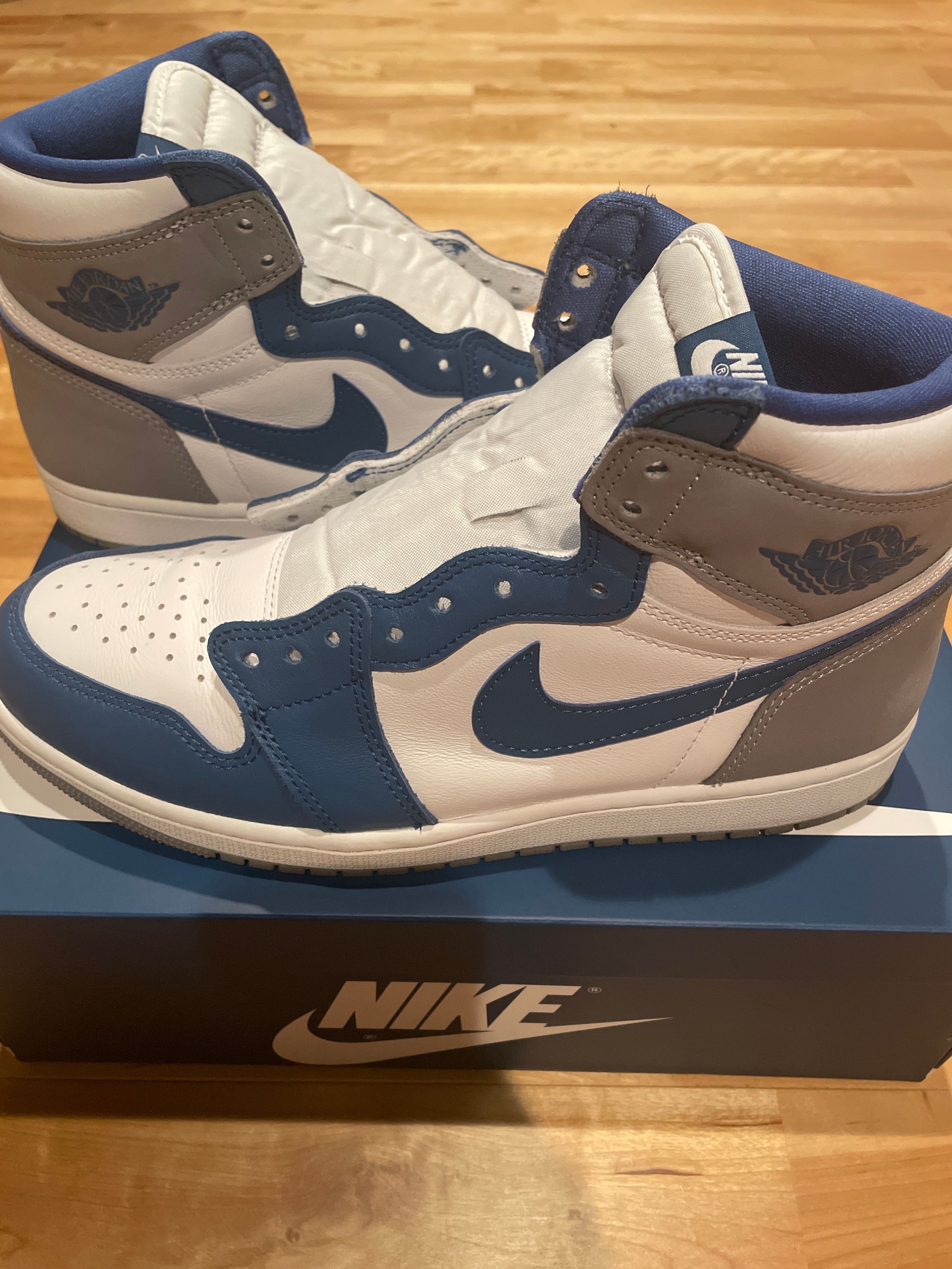 Nike Air Jordan 1 High OG "True Blue"