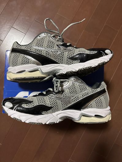 One Block Down × Mizuno Wave Rider 10 "Onyx"