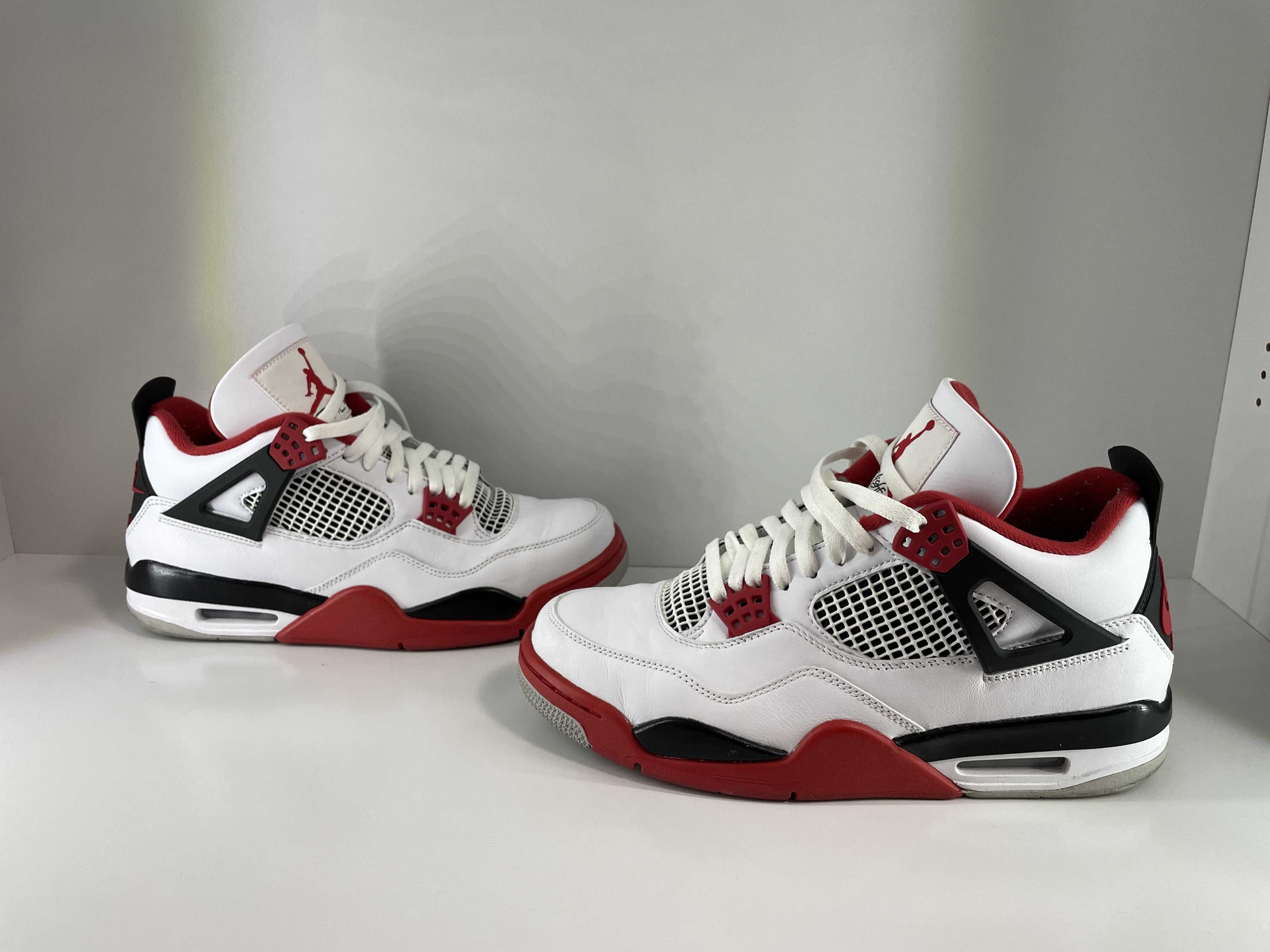 Nike Air Jordan 4 Retro OG "Fire Red" (2020)
