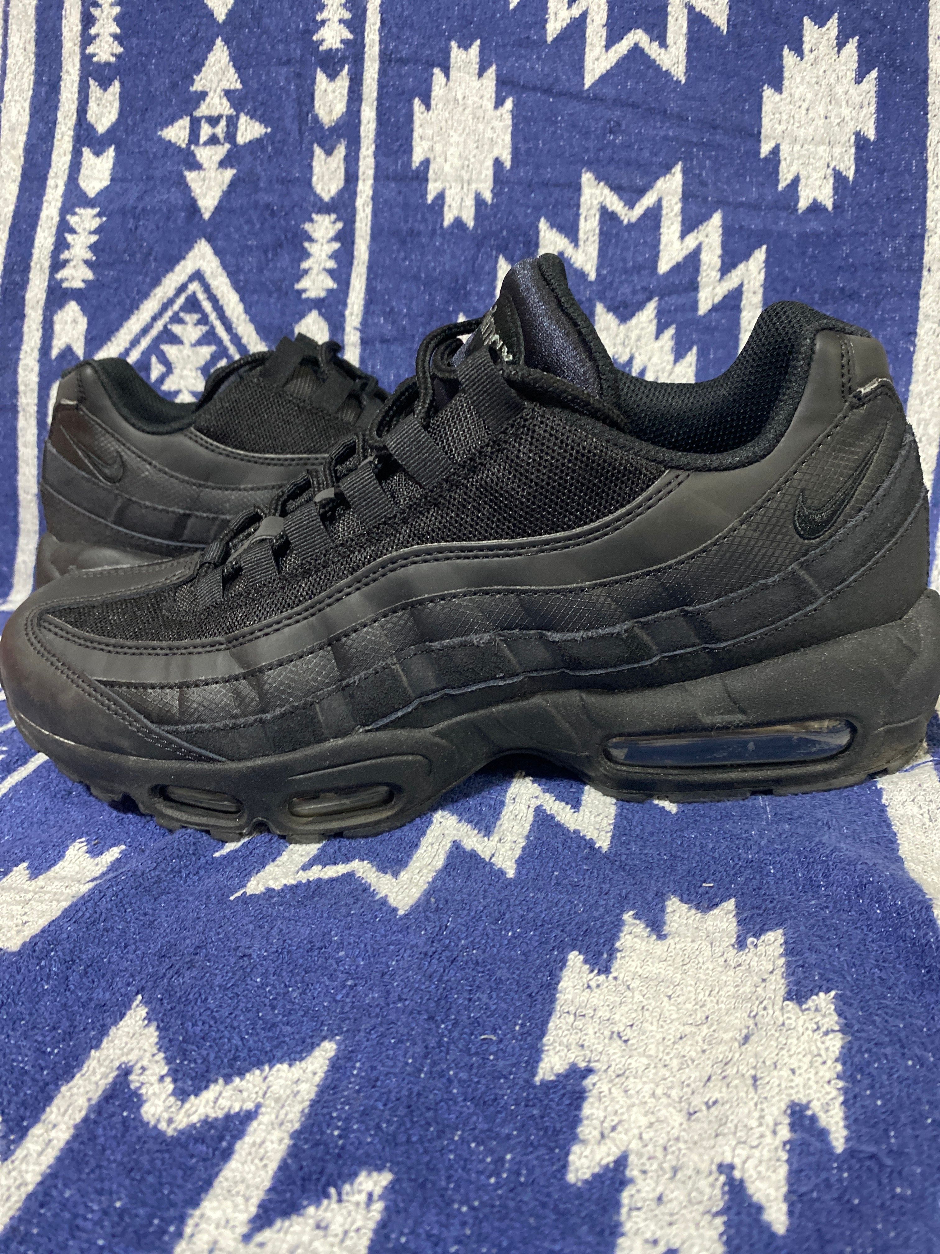 Nike Air Max 95 Essential "Black/Dark Grey/Black"