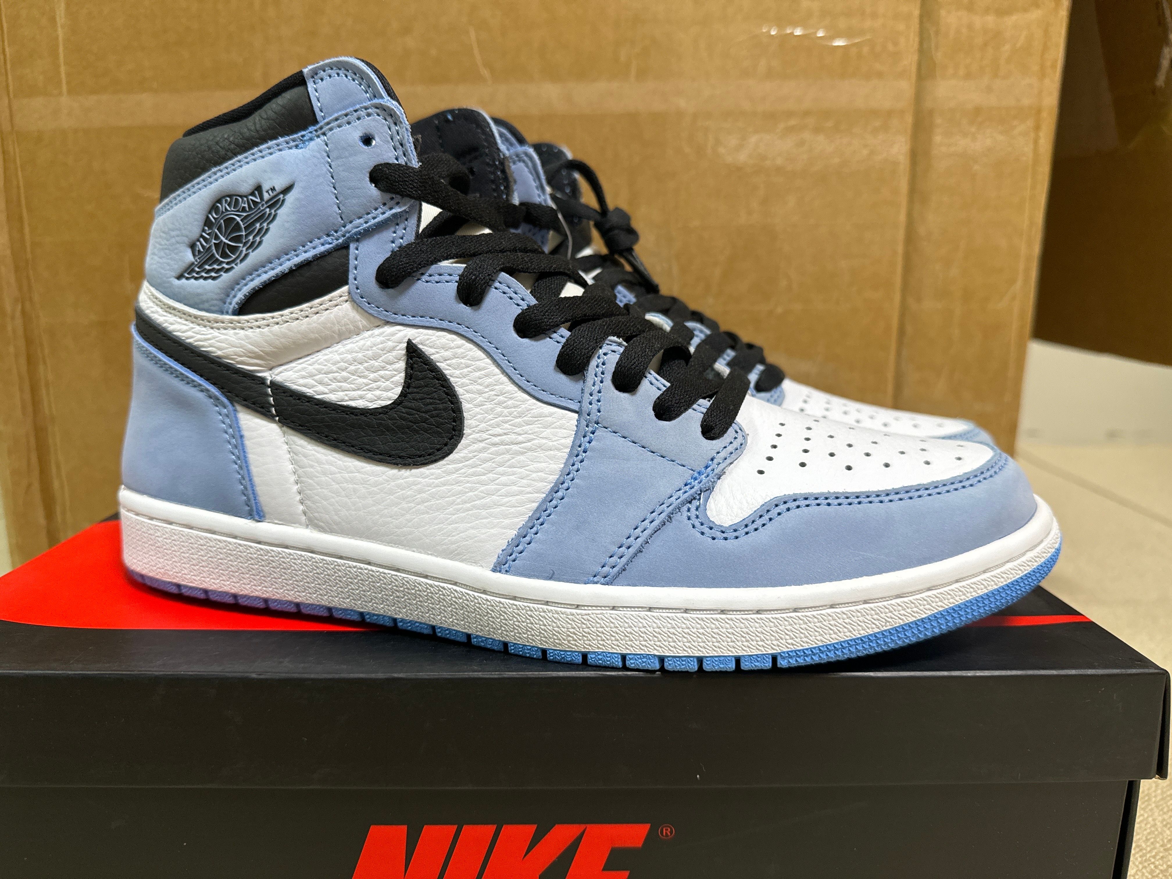 Nike Air Jordan 1 High OG "University Blue"