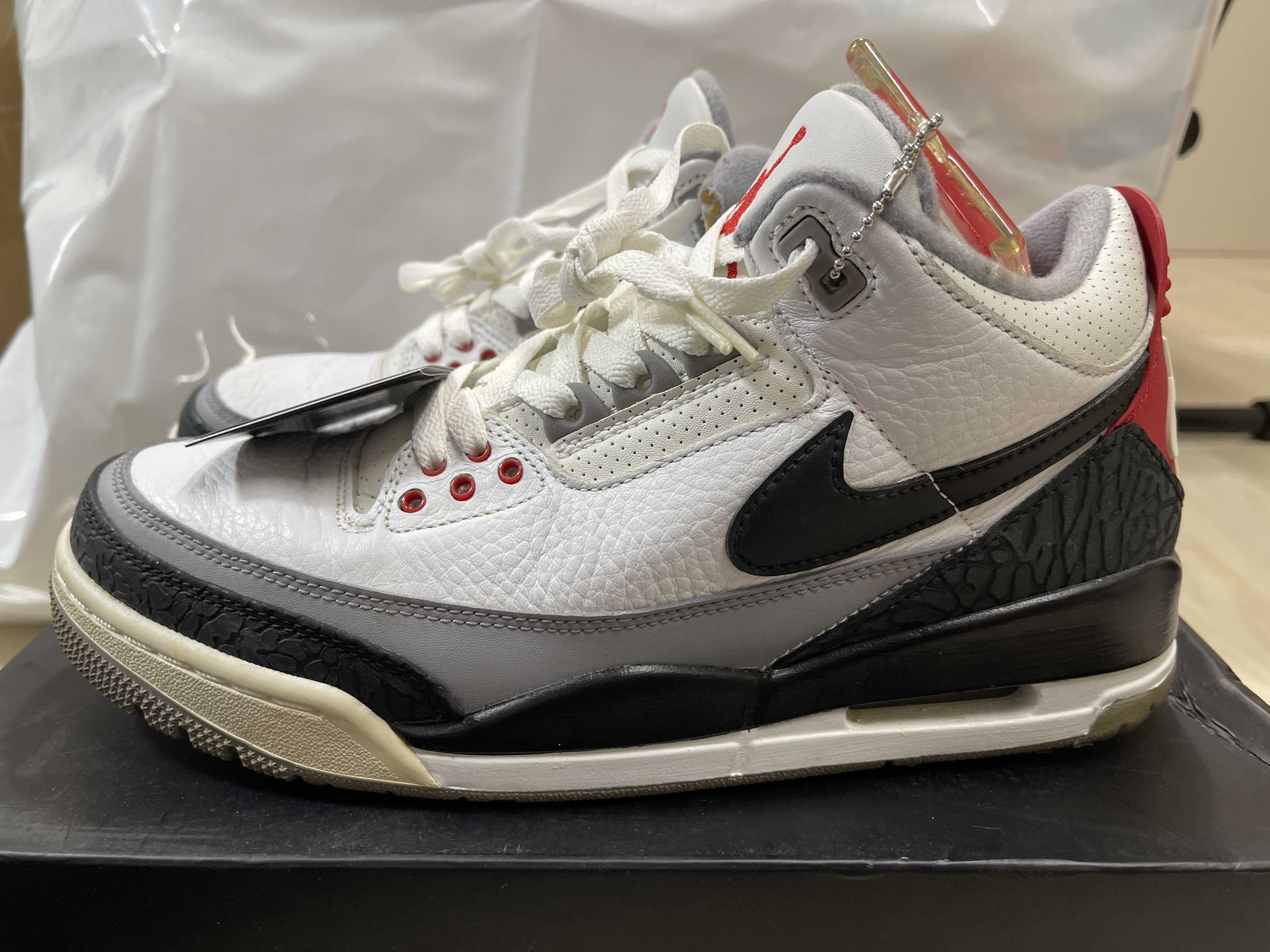 Nike Air Jordan 3 Retro "Tinker Hatfield"