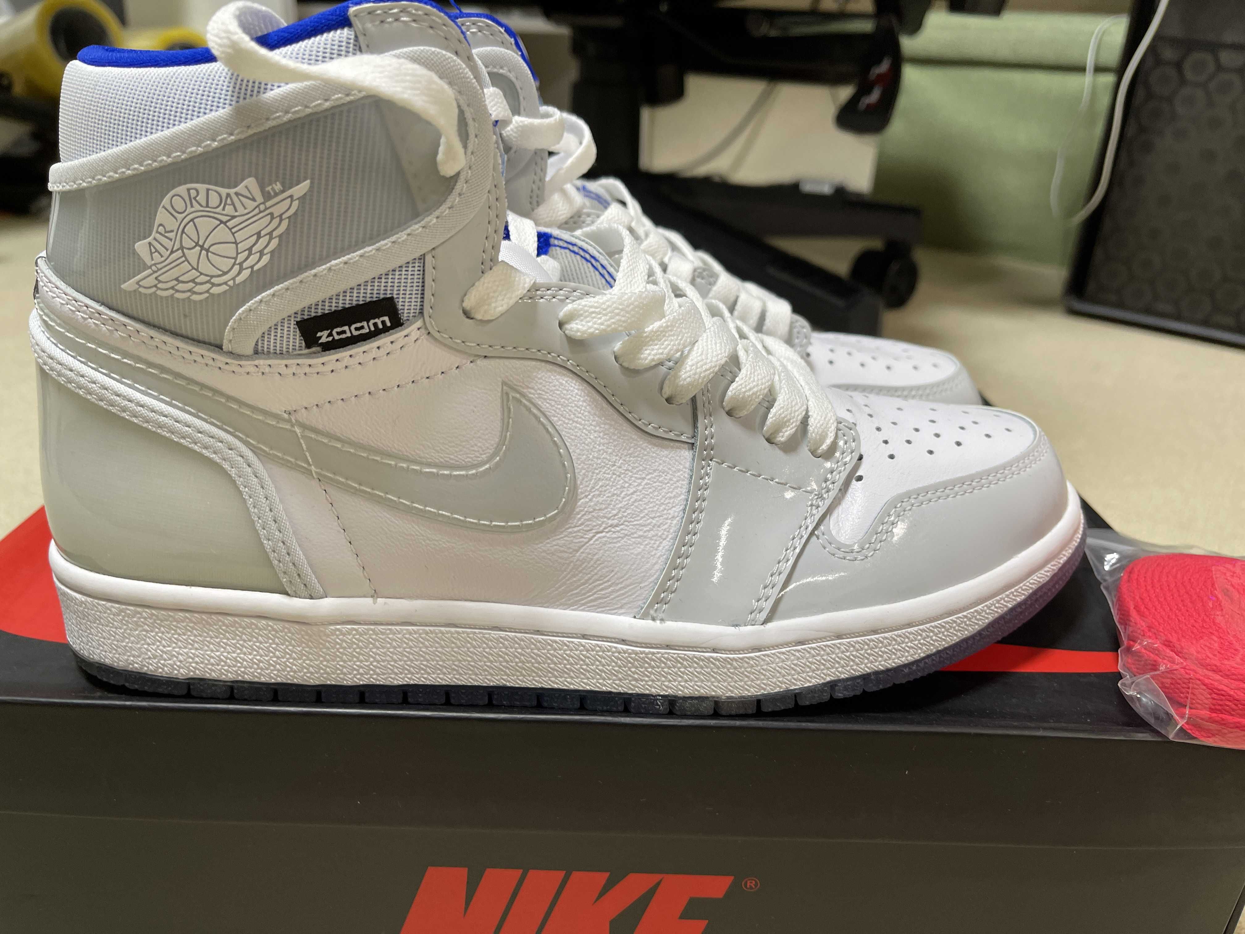 Nike Air Jordan 1 High Zoom R2T "Racer Blue"