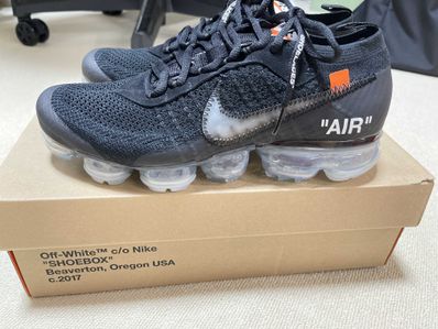 Off-White × Nike Air Vapormax "Black/Total Orange/Clear"