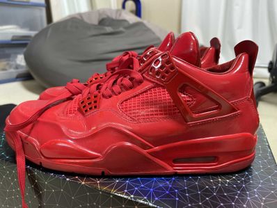 Retro 4 2025 11lab4 red