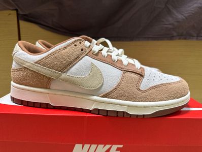 Nike Dunk Low PRM "Medium Curry"