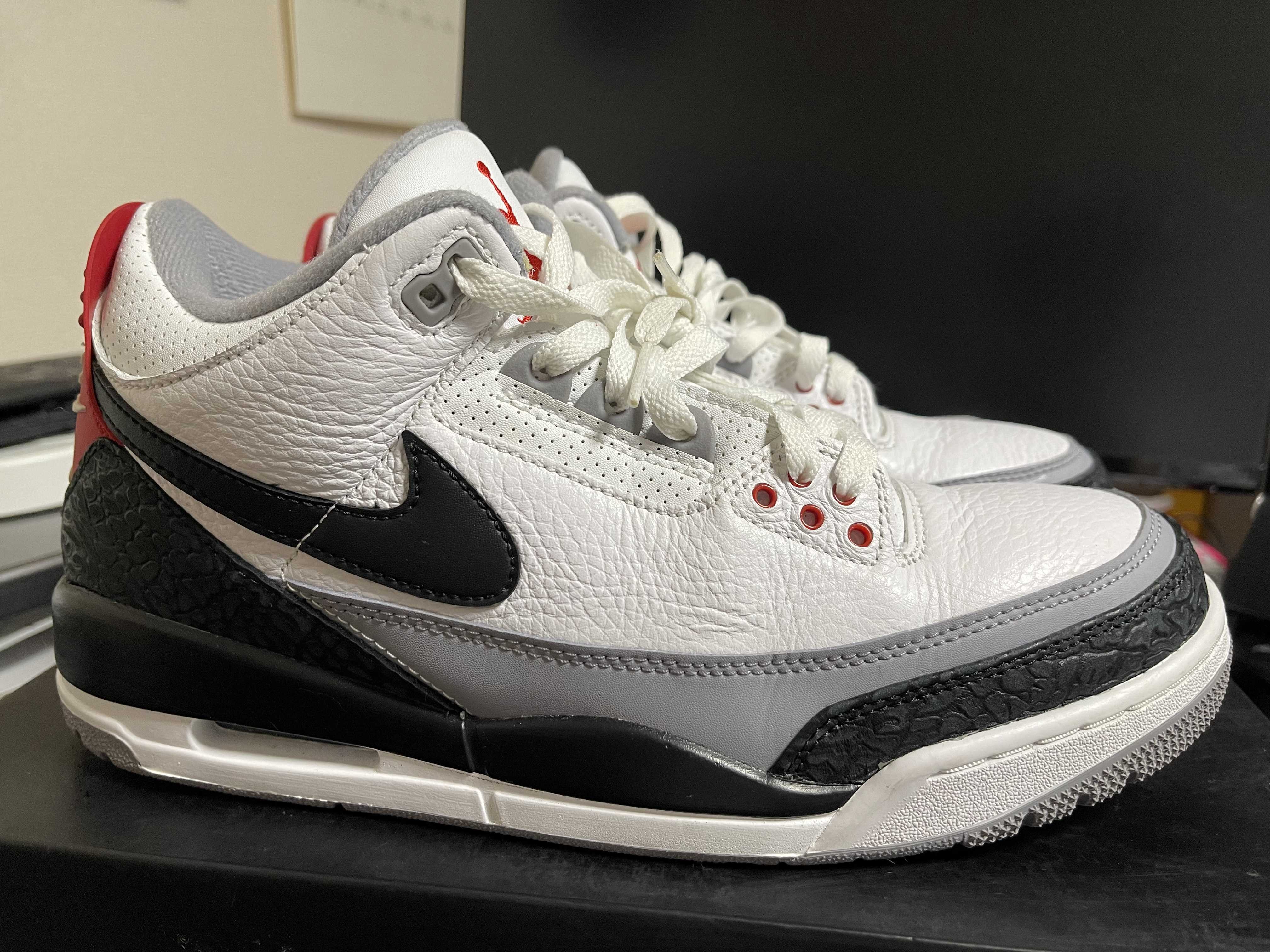 Nike Air Jordan 3 Retro "Tinker Hatfield"