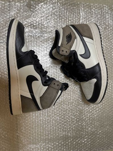 Nike GS Air Jordan 1 High OG "Sail/Dark Mocha/Black"