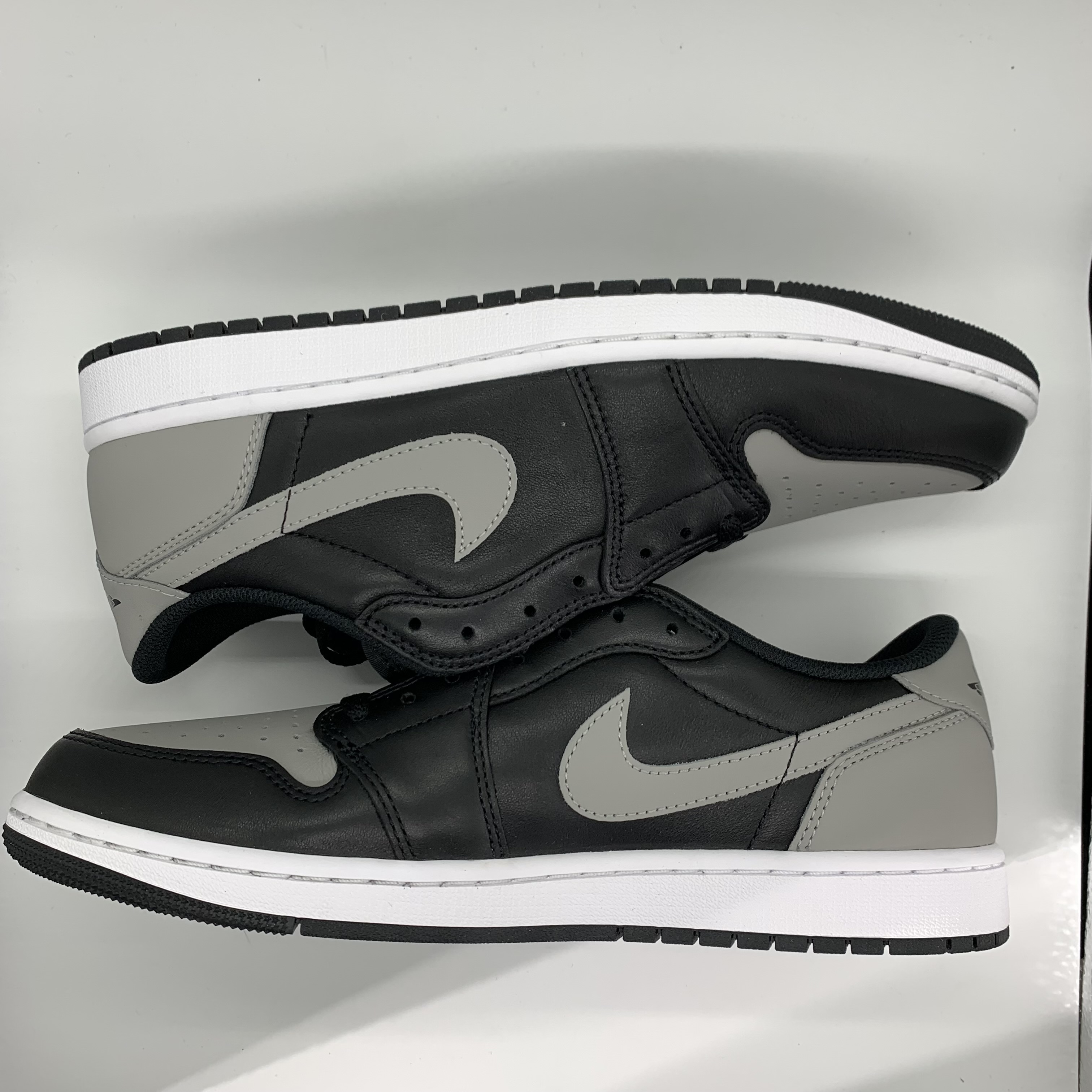 Nike Air Jordan 1 Retro Low OG "Shadow"