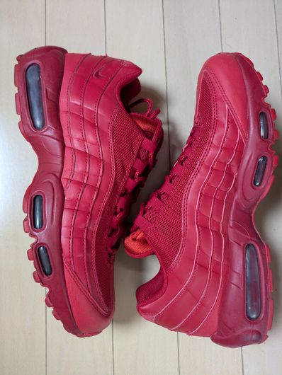 Nike Air Max 95 "Triple Red"