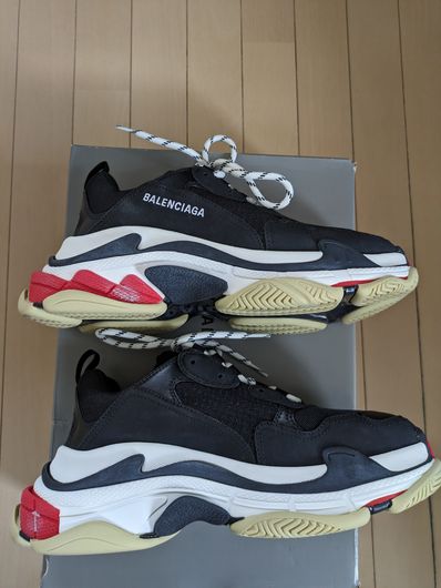 BALENCIAGA Triple S "Black/Red"