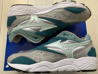 Hanon × Mizuno Contender "Silver/Trooper/Evergreen"
