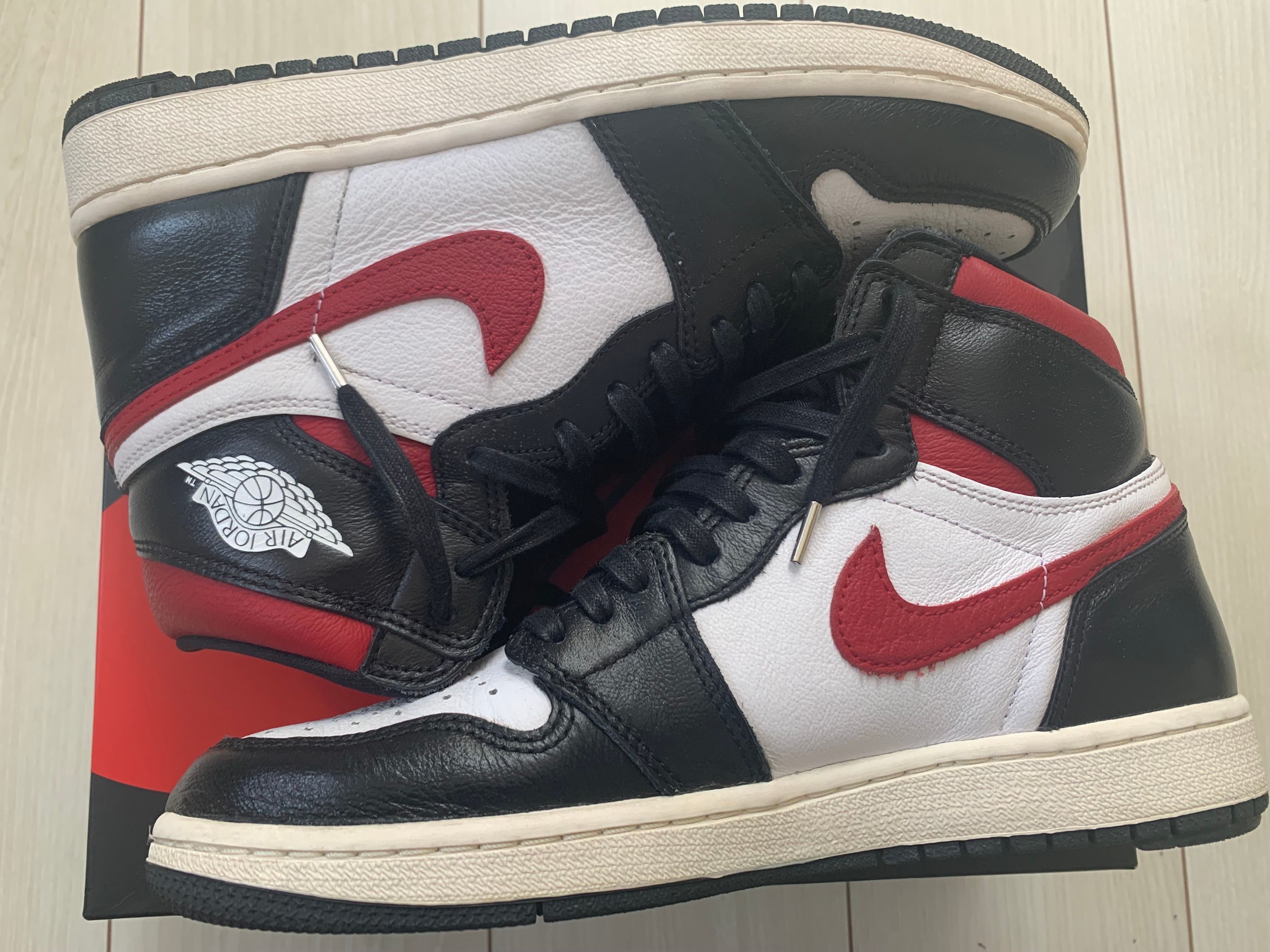 Nike Air Jordan 1 Retro High "Black/White/Sail/Gym Red"