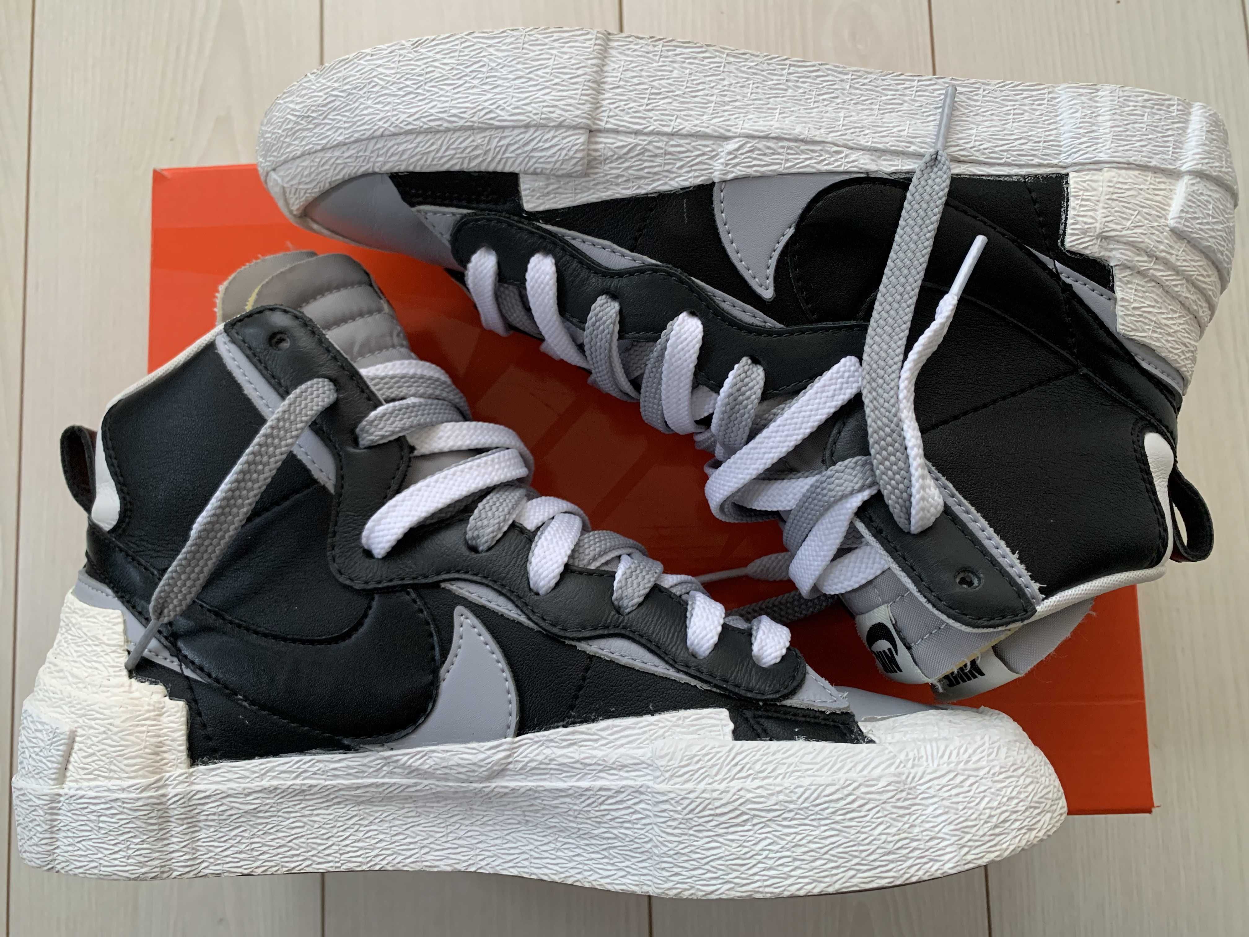 sacai × NIKE BLAZER MID "BLACK/WOLF GREY/WHITE"
