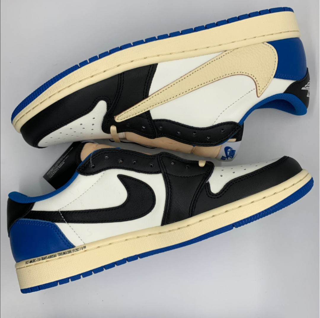Travis Scott × fragment design × Nike Air Jordan 1 Low OG SP "Military Blue"
