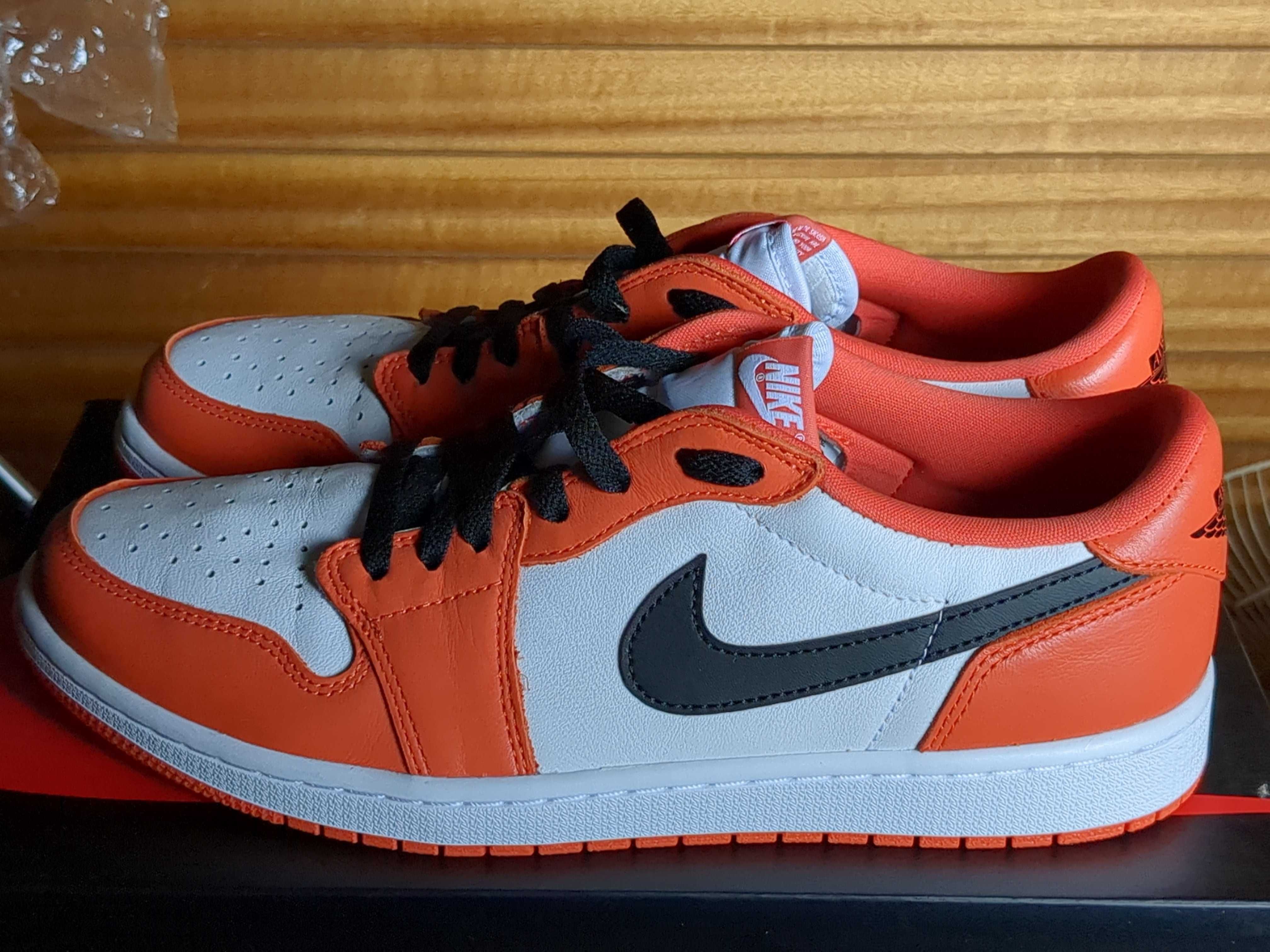 Nike Air Jordan 1 Low OG "Starfish" 