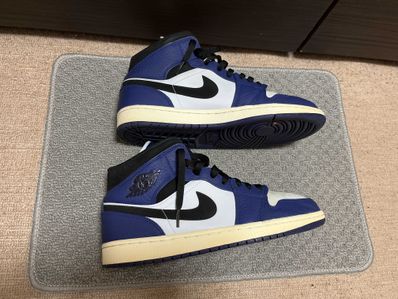 Nike Air Jordan 1 Mid "Deep Royal Blue"