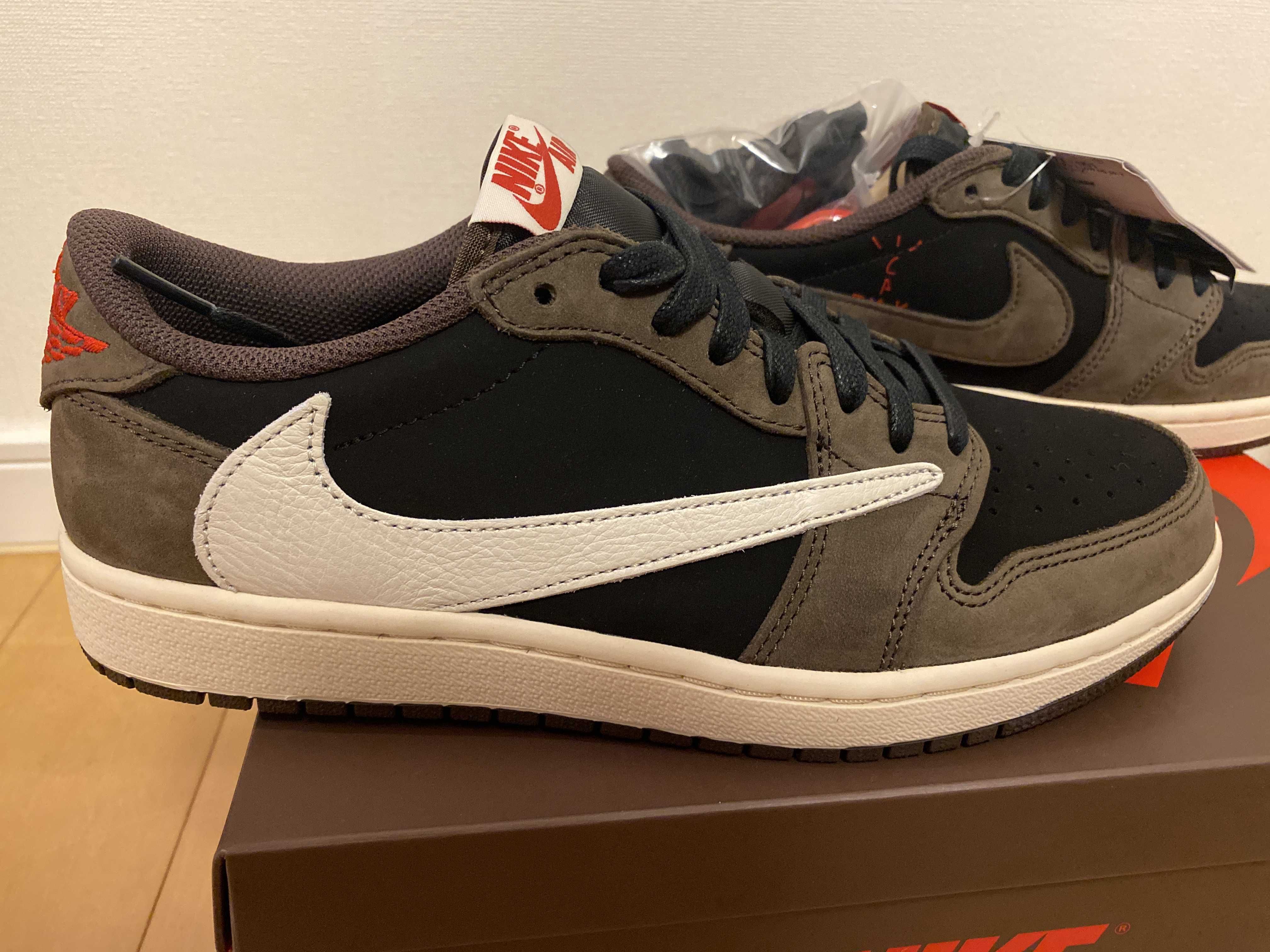 Travis Scott × Nike Air Jordan 1 Low OG SP-T  "Black/Dark Mocha"