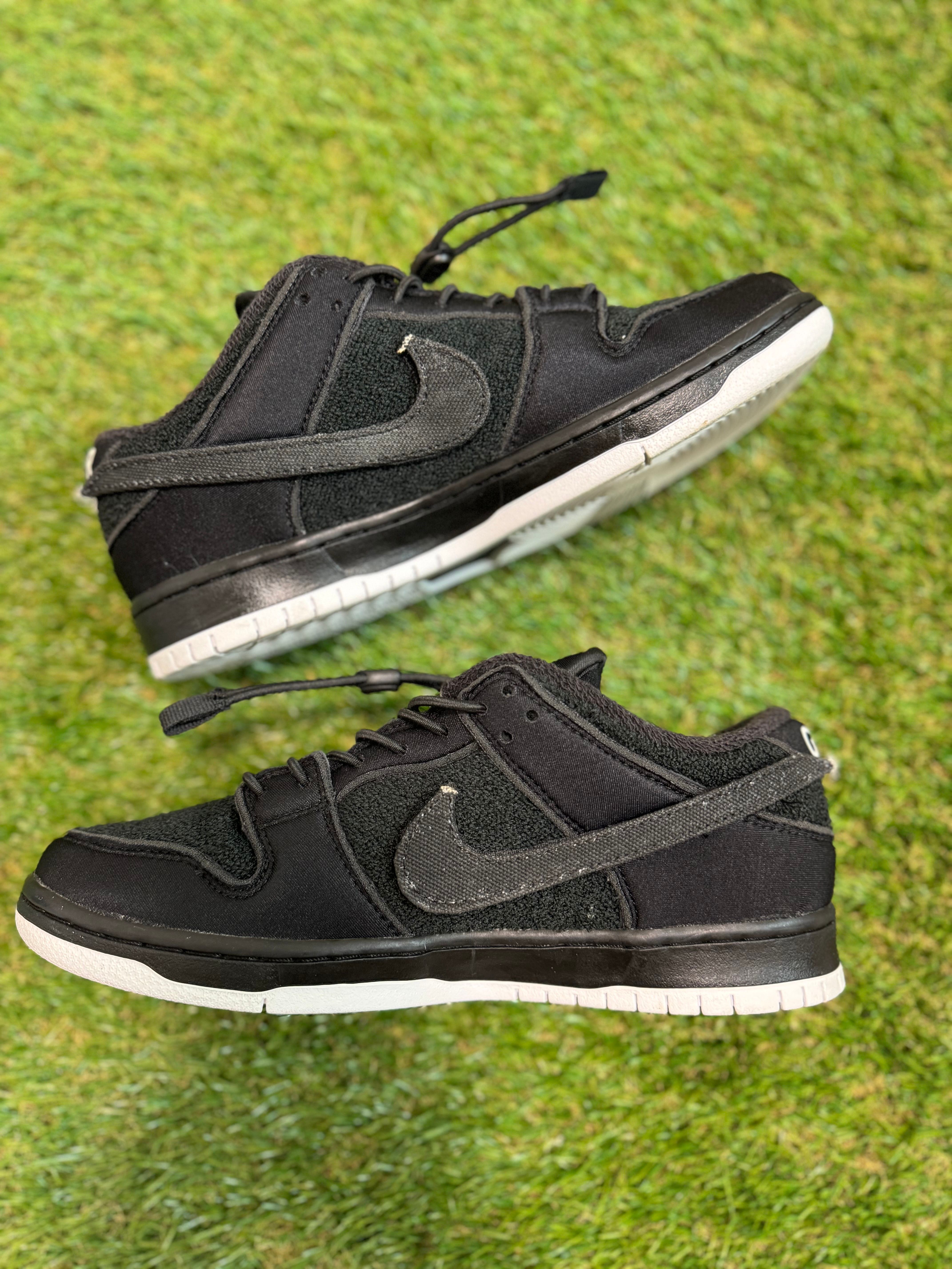 Gnarhunters × Nike SB Dunk Low "Black/White"