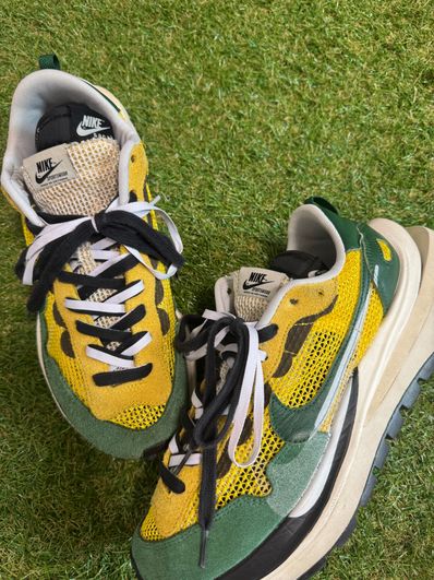 sacai × Nike Vapor Waffle "Tour Yellow/Stadium Green-Sail"