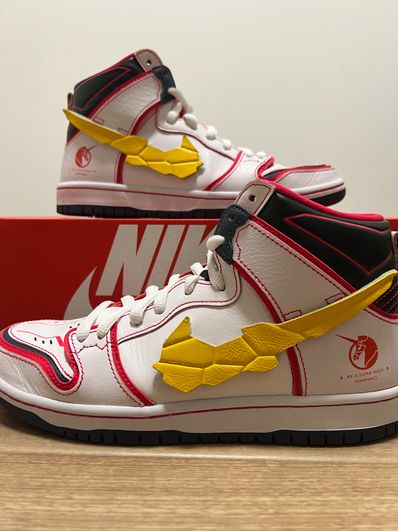 Gundam Unicorn × Nike SB Dunk High PRO QS "UNICORN"