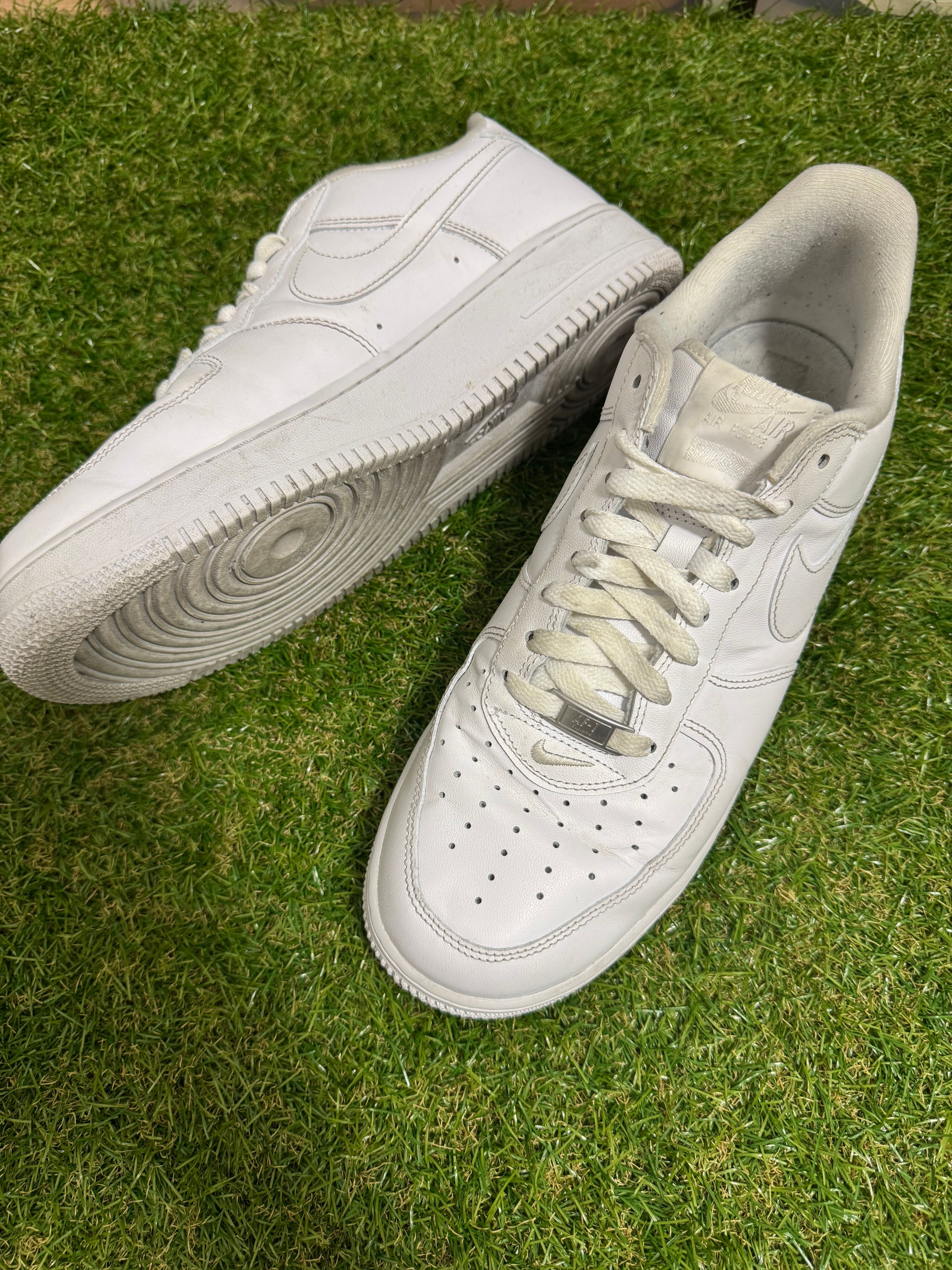 Supreme × Nike Air Force 1 Low "White"