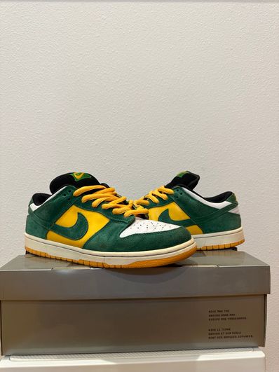 Nike SB Dunk Low Pro "SB Buck" (2003)