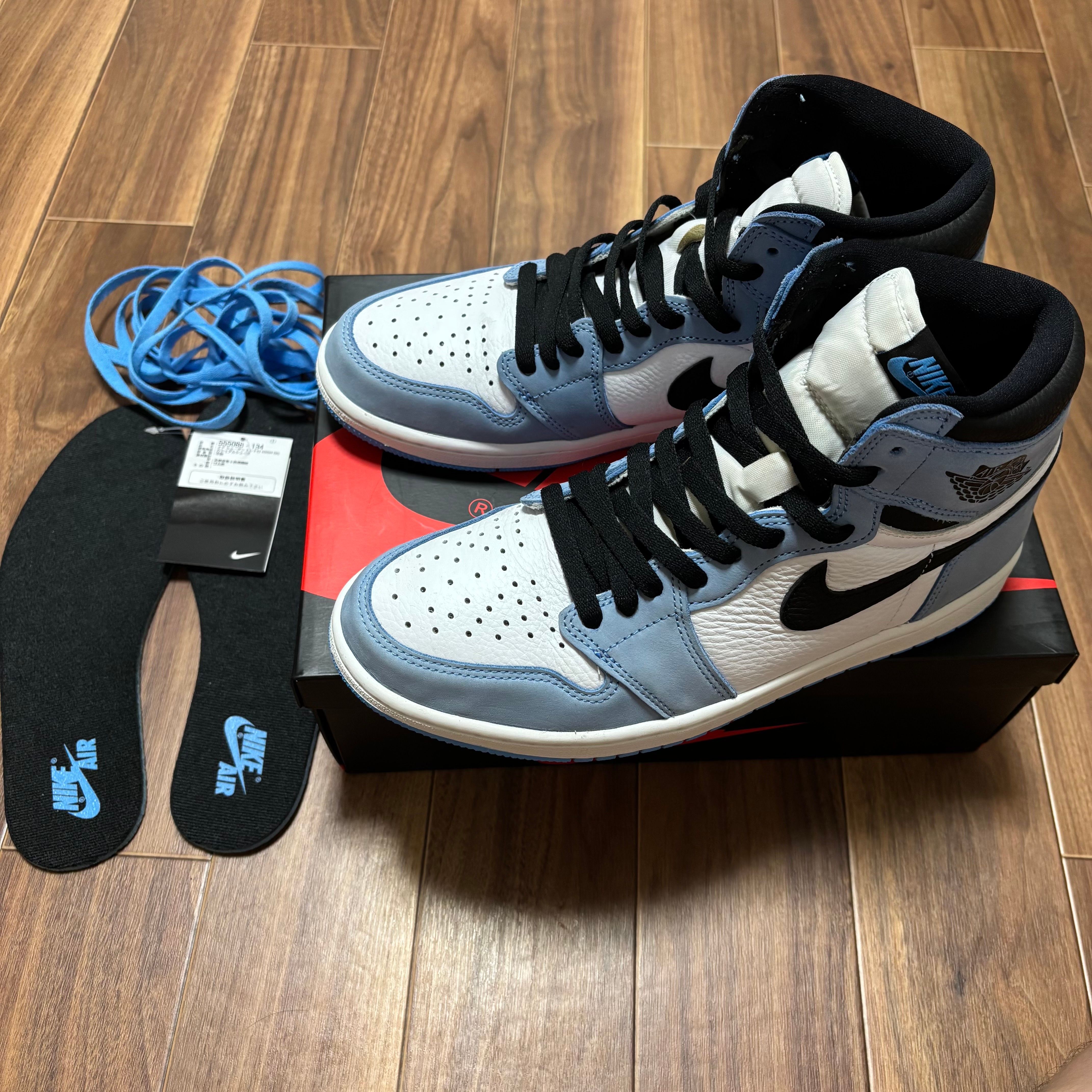 Nike Air Jordan 1 High OG "University Blue"