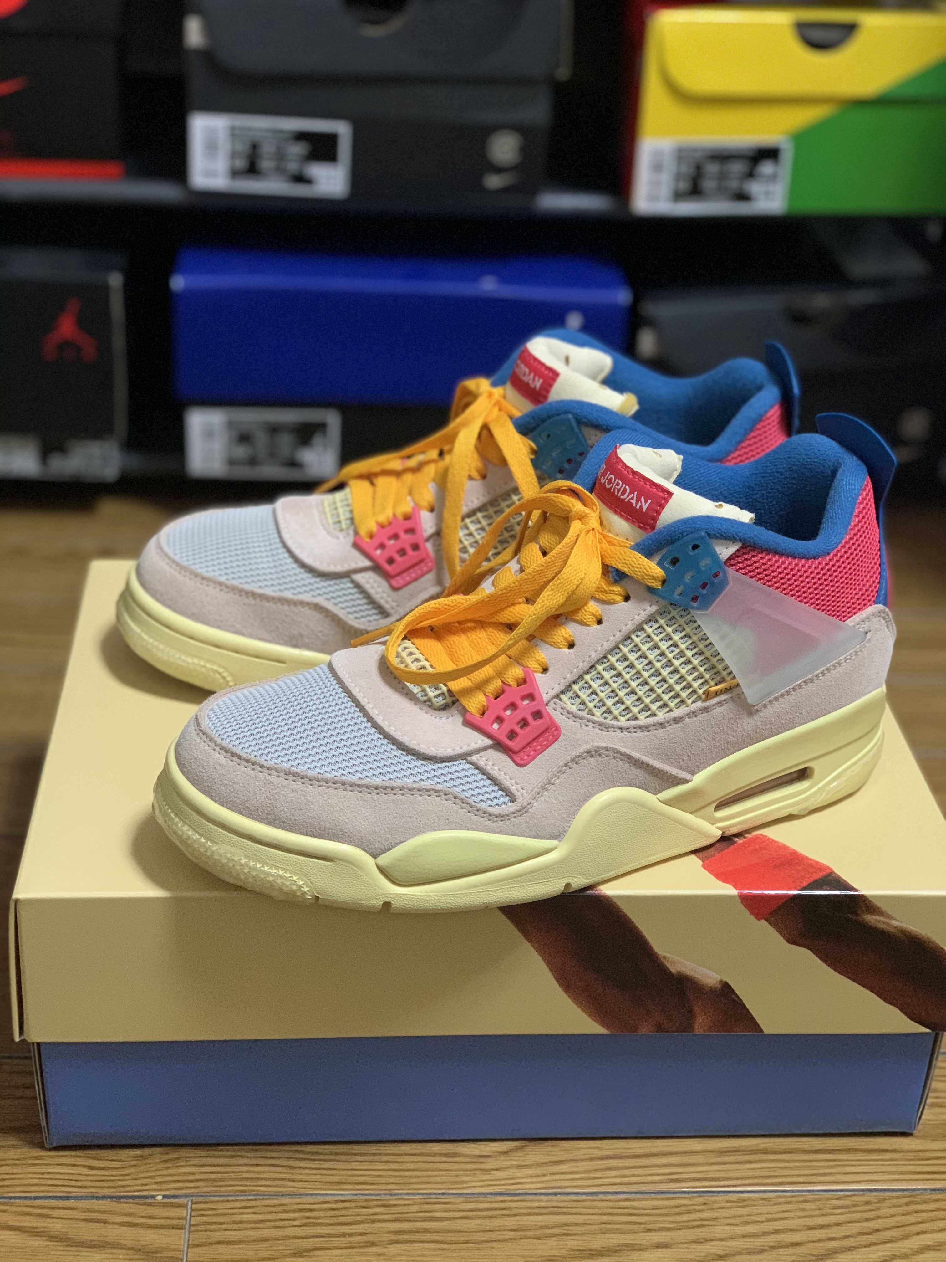 UNION × Nike Air Jordan 4 SP "Guava Ice/Light Fusion Red"