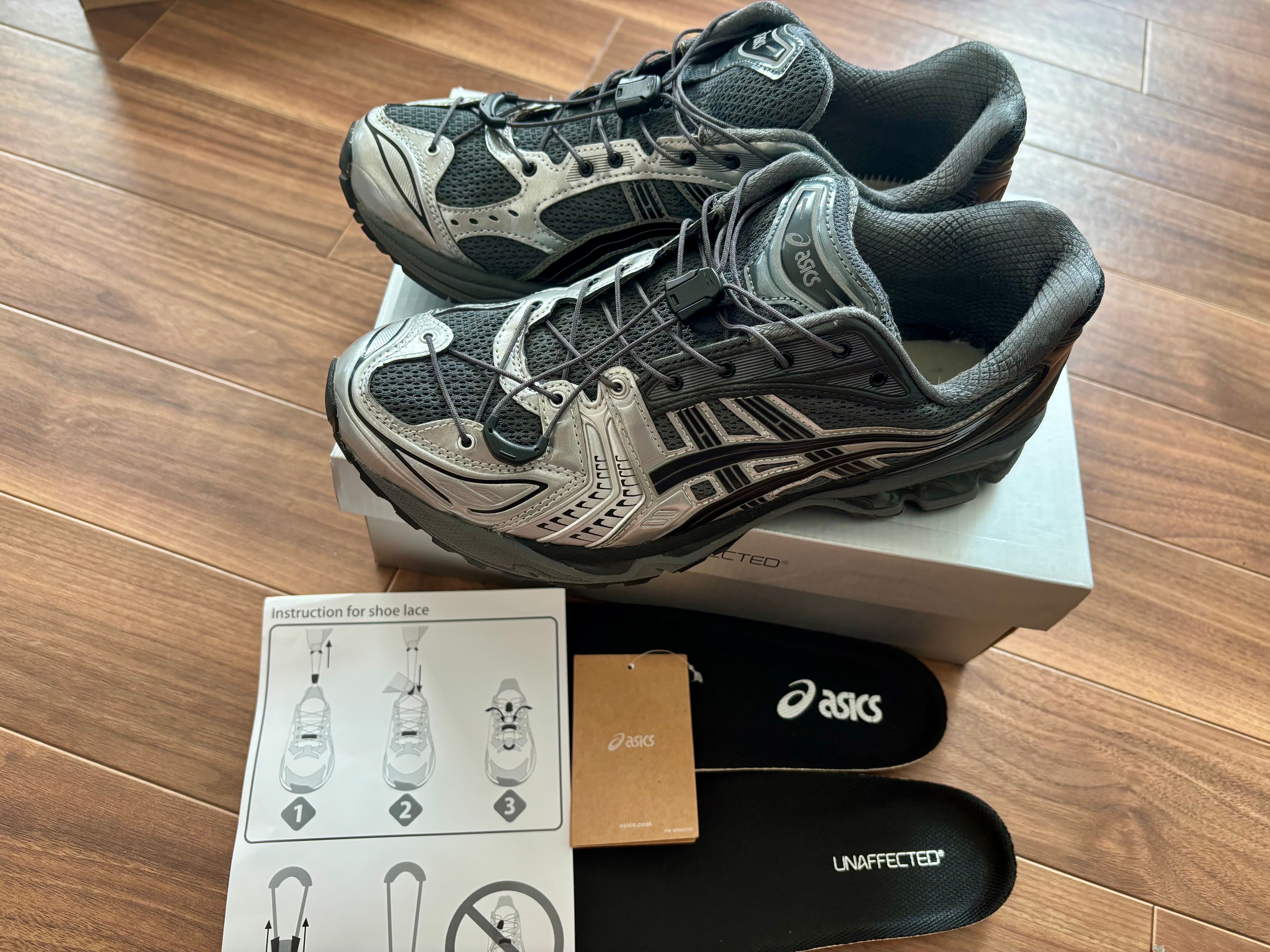【中古美品】アシックス　ゲルカヤノ26cm ASICS GEL KAYANO 5 RE アシックス ゲルカヤノ 26cm - メルカリ