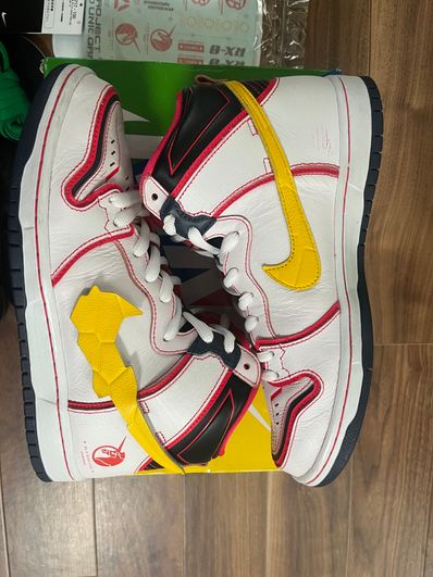 Gundam Unicorn × Nike SB Dunk High PRO QS "UNICORN"