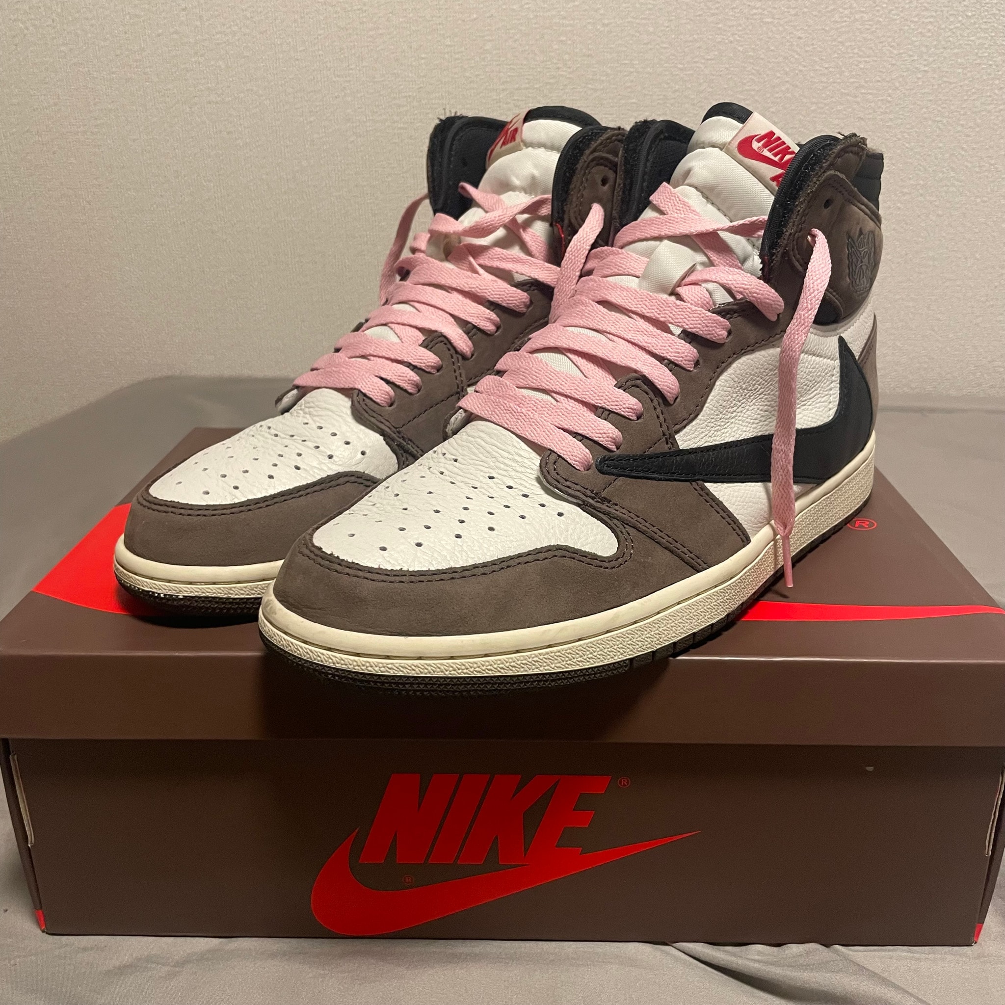Travis Scott × Nike Air Jordan 1 Retro High OG TS SP "Sail/Dark Mocha"