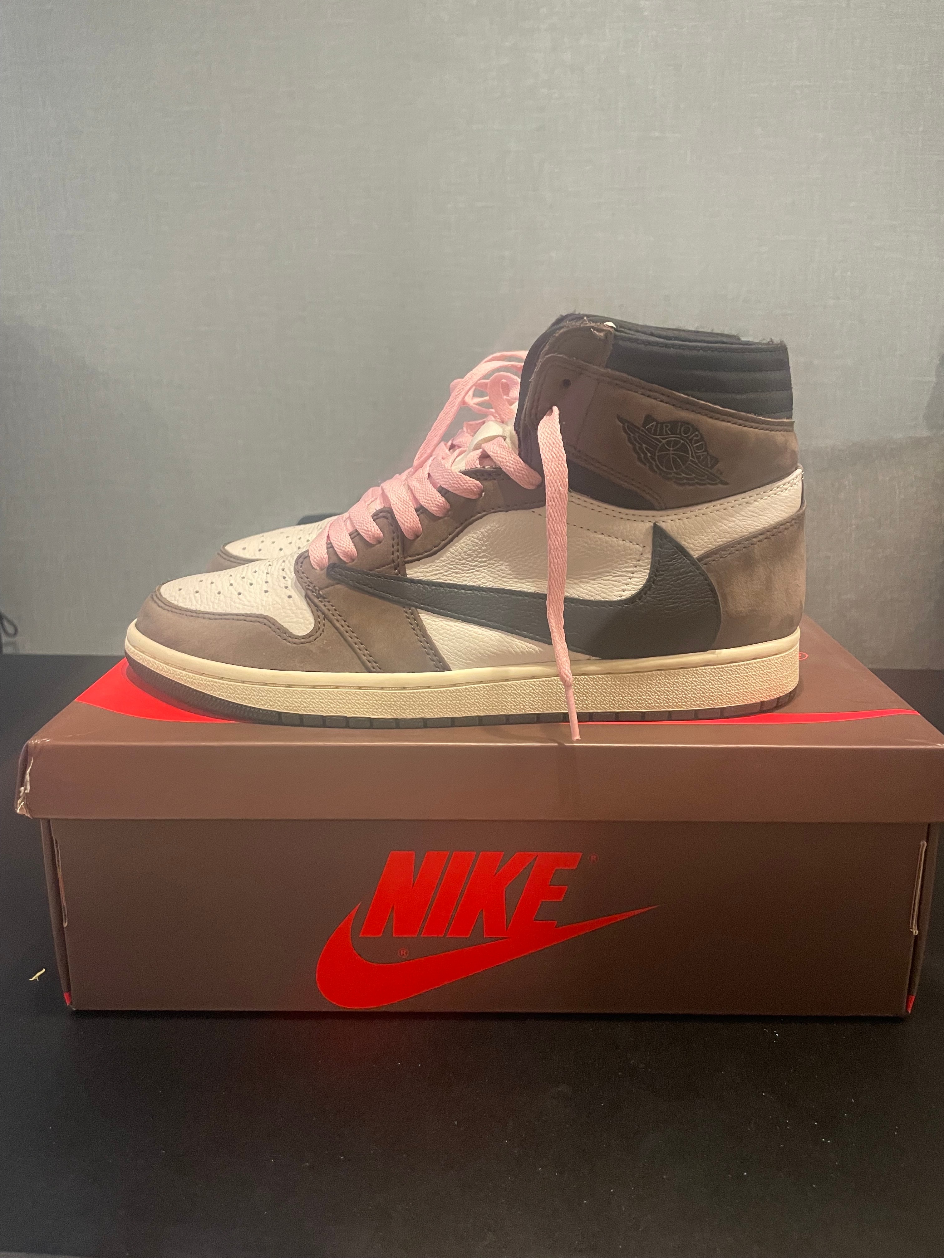 Travis Scott × Nike Air Jordan 1 Retro High OG TS SP "Sail/Dark Mocha"