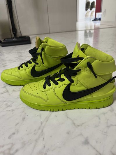 AMBUSH × NIKE DUNK HIGH "FLASH LIME"