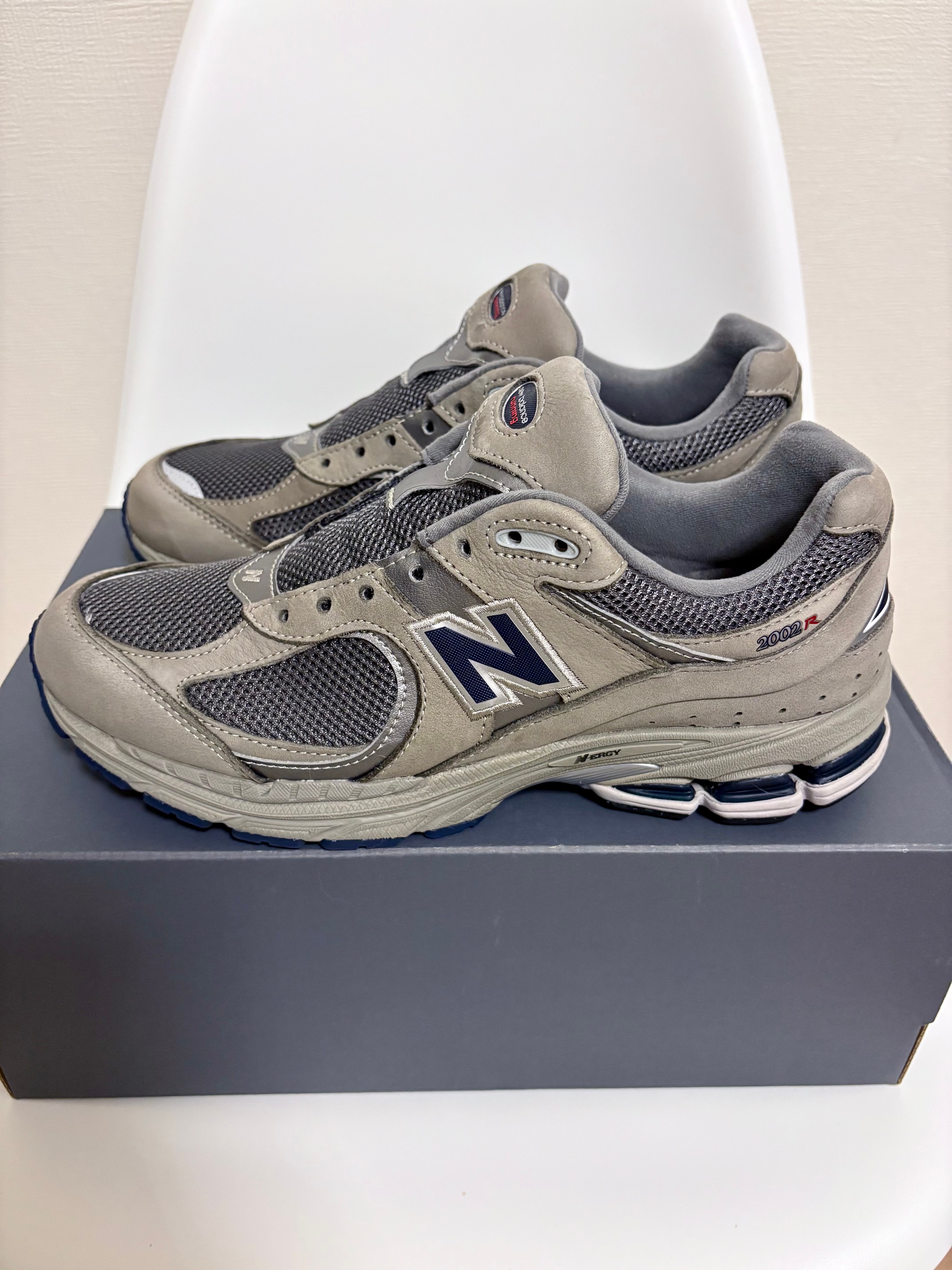 New Balance 2002R "Gray"