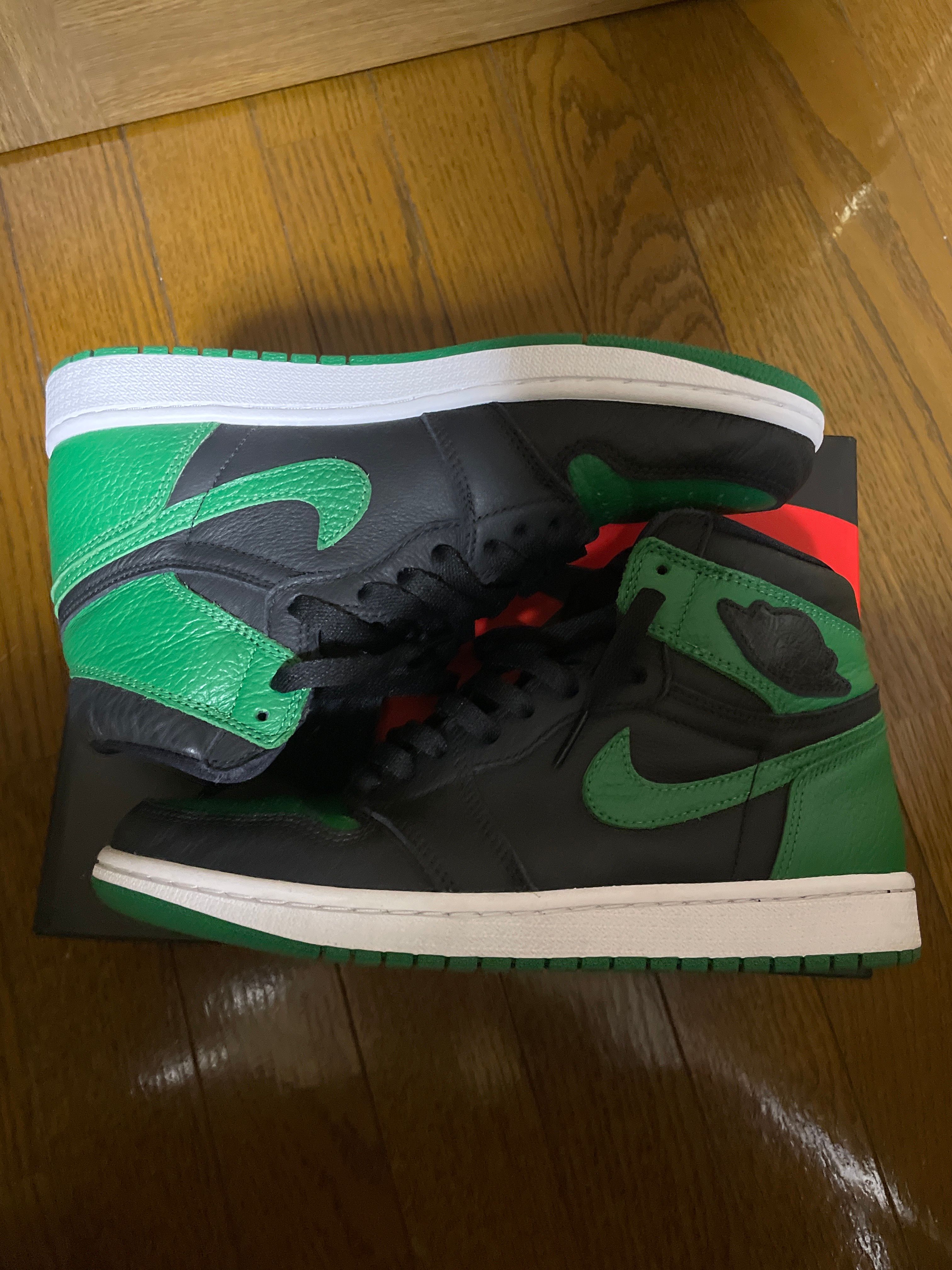 Nike Air Jordan 1 Retro High OG "Black/Pine Green" (2020)