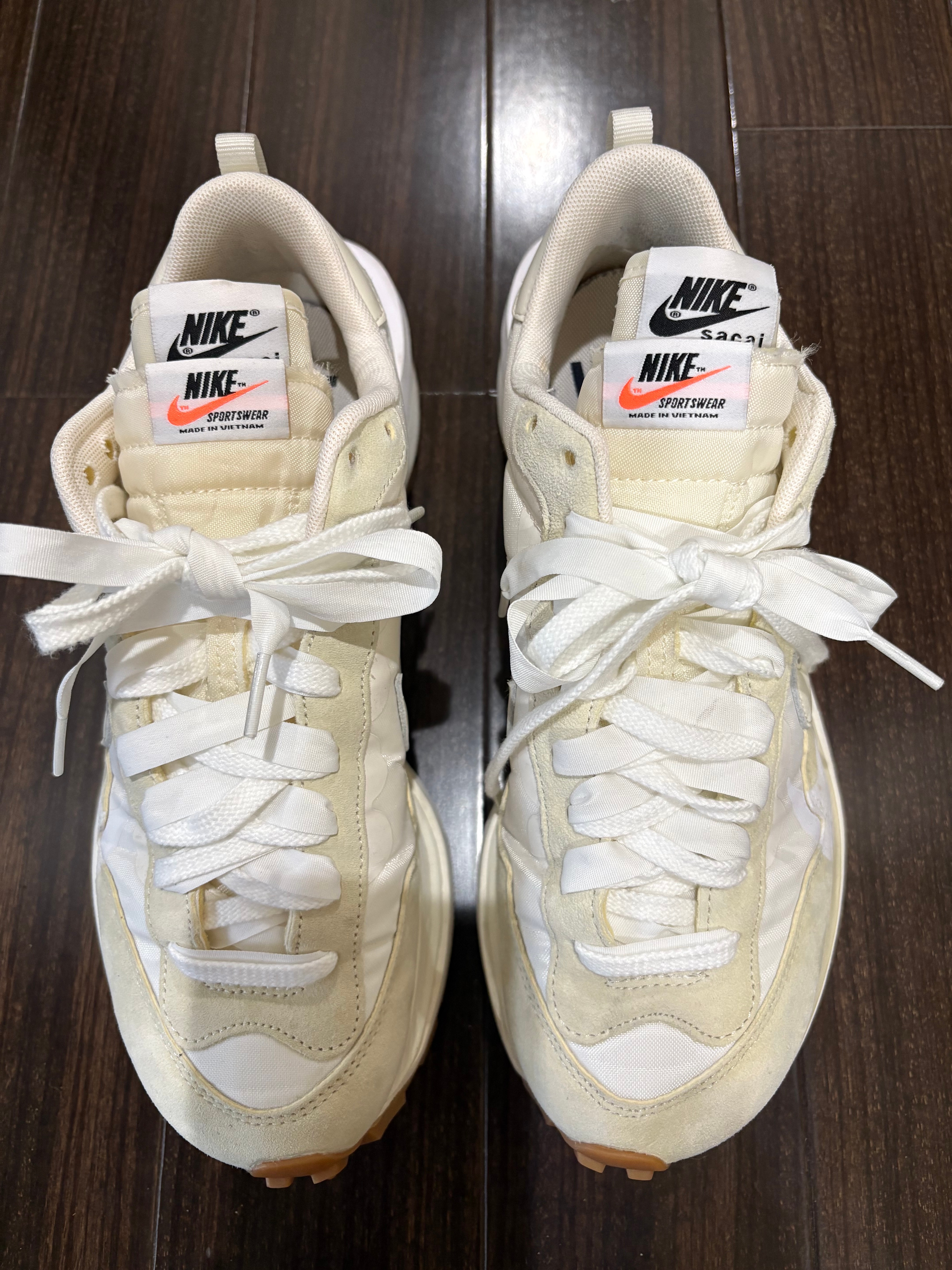 サカイ × ナイキ ヴェイパーワッフル "ホワイトガム"