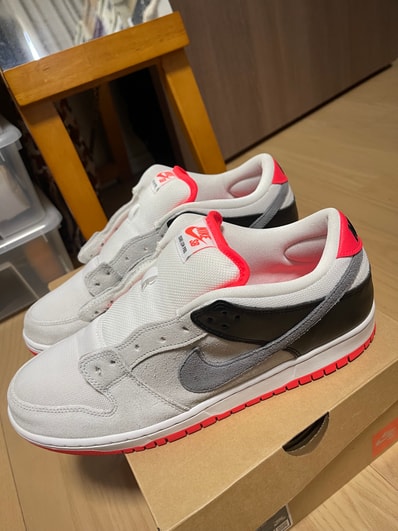 Nike SB Dunk Low "Infrared"