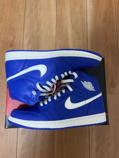 NIKE AIR JORDAN 1 RETRO HIGH "HYPER ROYAL"