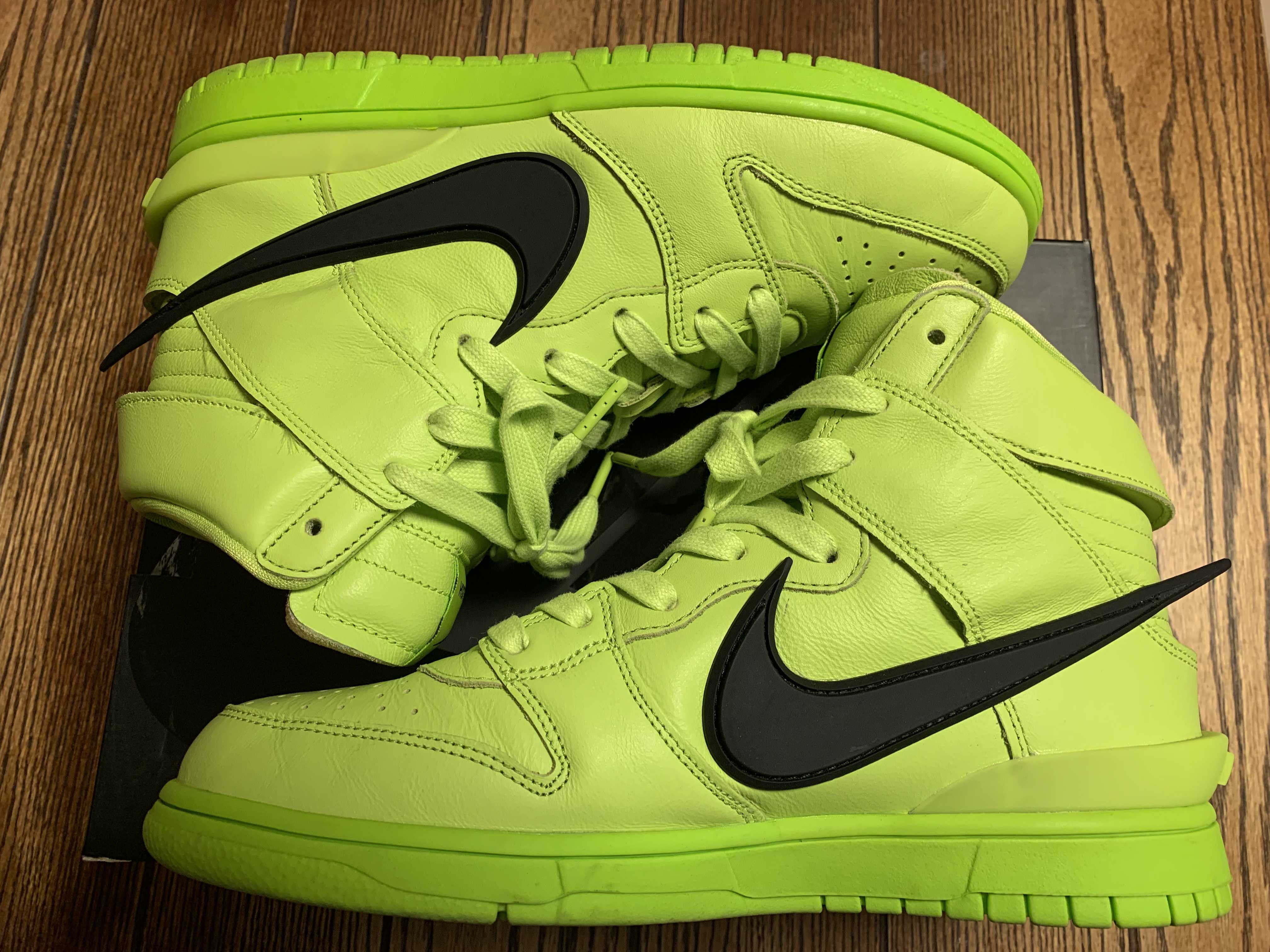 AMBUSH × NIKE DUNK HIGH "FLASH LIME"