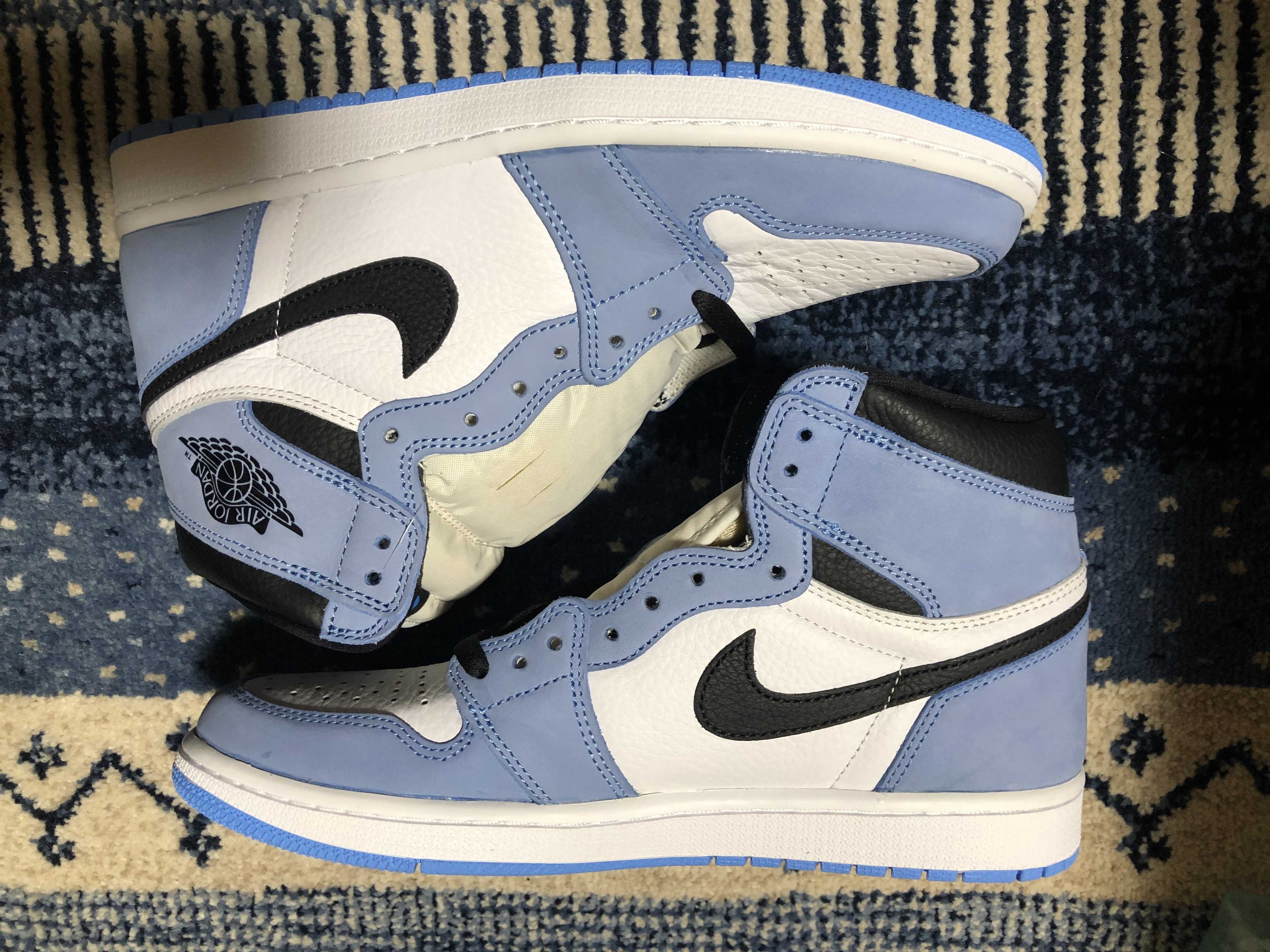 Nike Air Jordan 1 High OG "University Blue"
