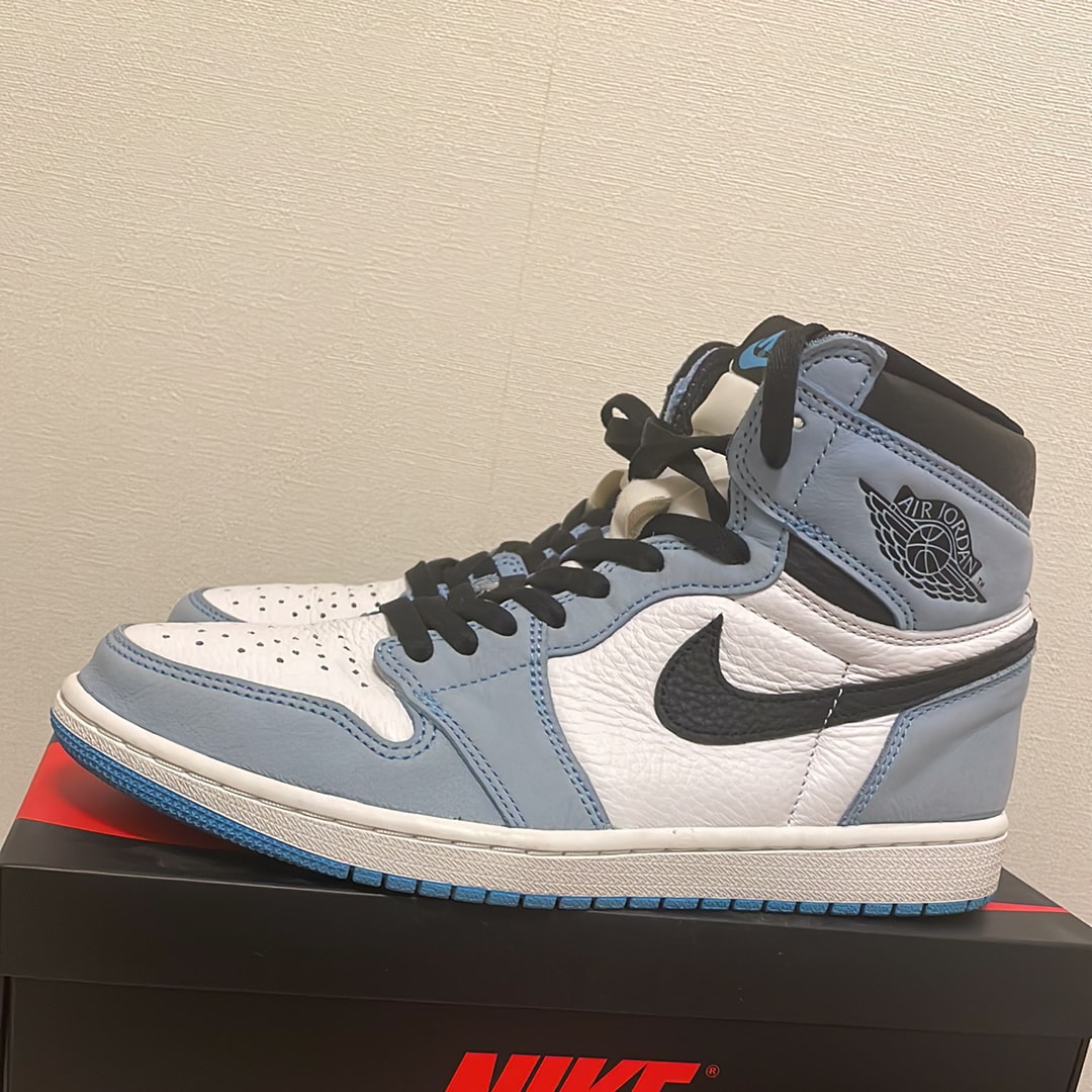 Nike Air Jordan 1 High OG "University Blue"
