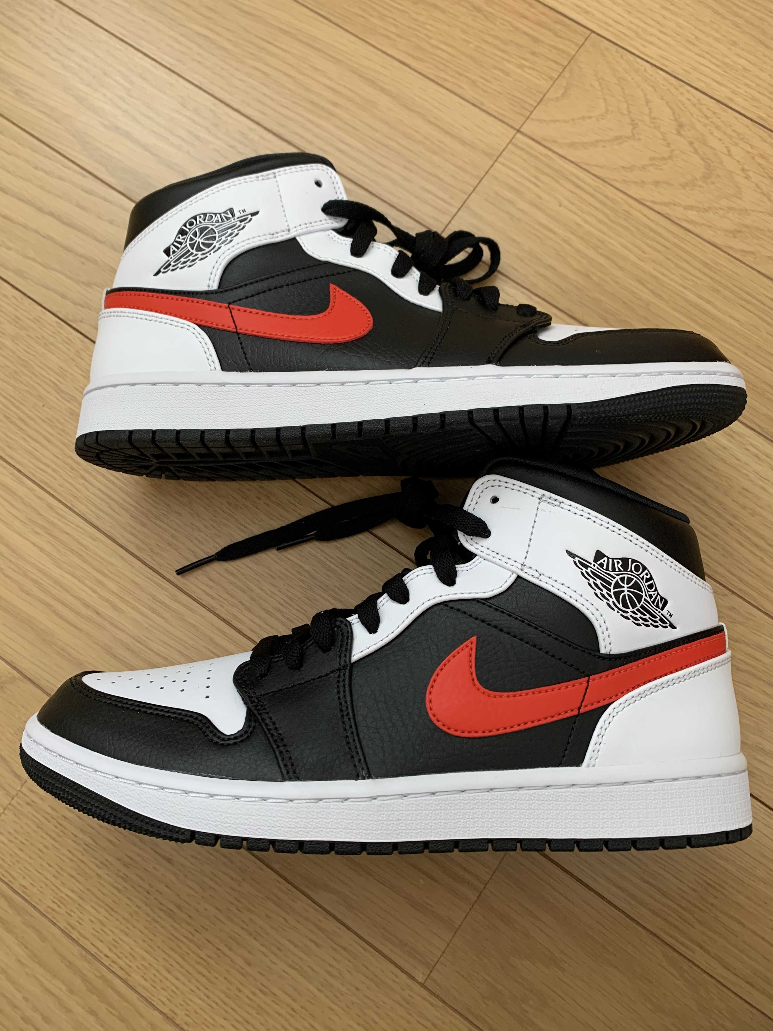 NIKE AIR JORDAN 1 MID "BLACK/CHILE RED/WHITE"