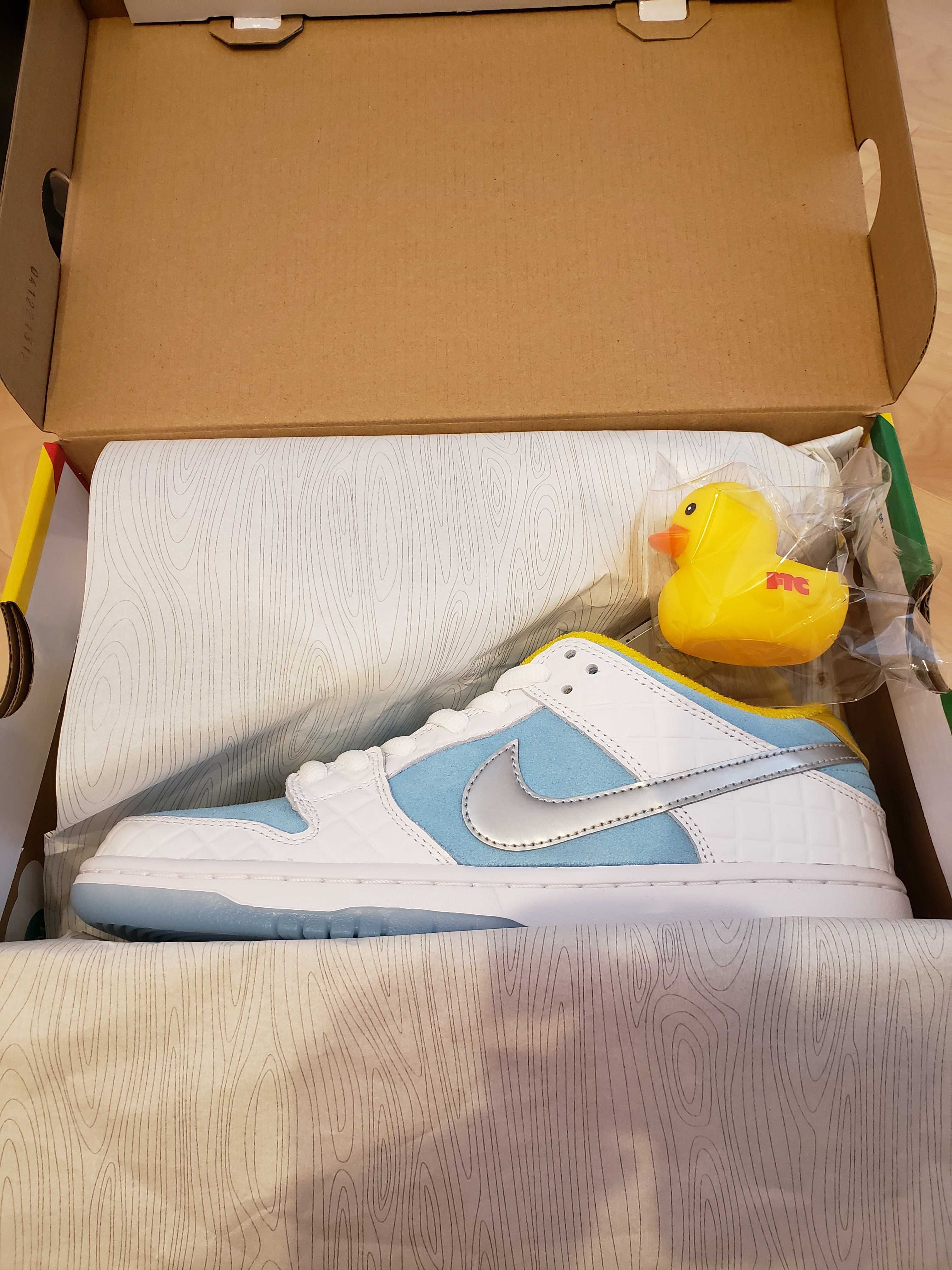 FTC × Nike SB Dunk Low "White/Blue"